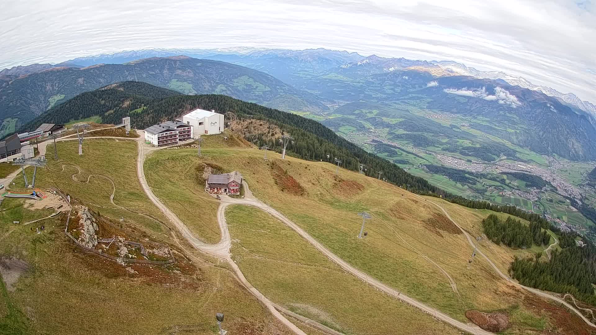 Stazione sciistica di Plan de Corones | vista su Brunico