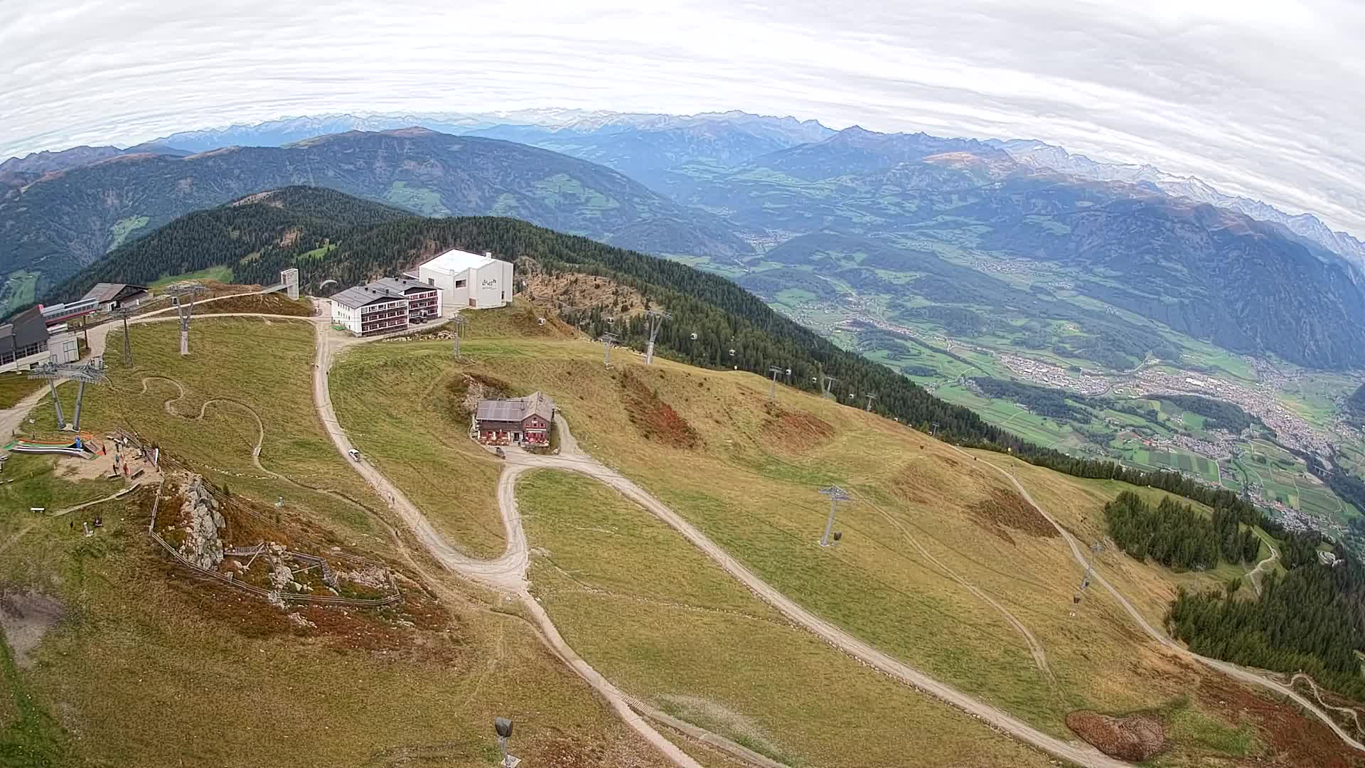 Station de ski Kronplatz sommet | vue sur Brunico
