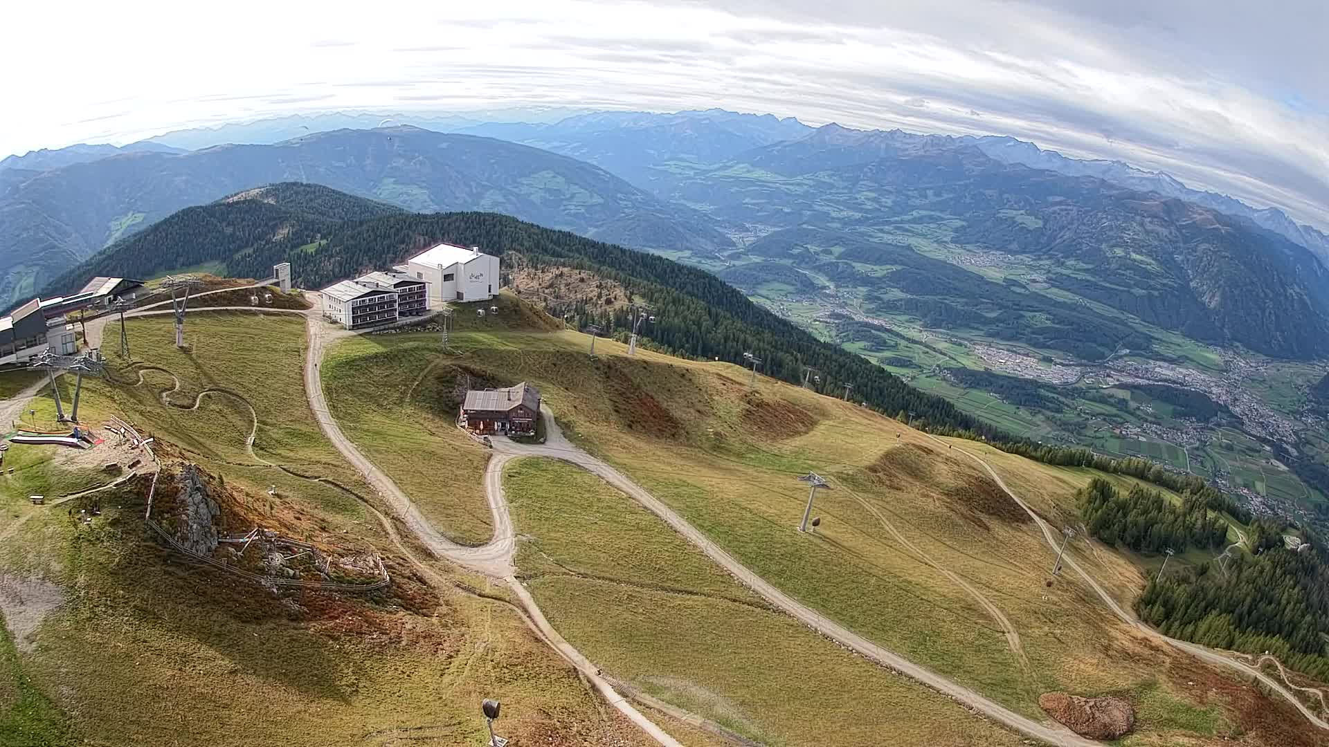 Skigebiet Kronplatz Gipfel | Blick auf Bruneck