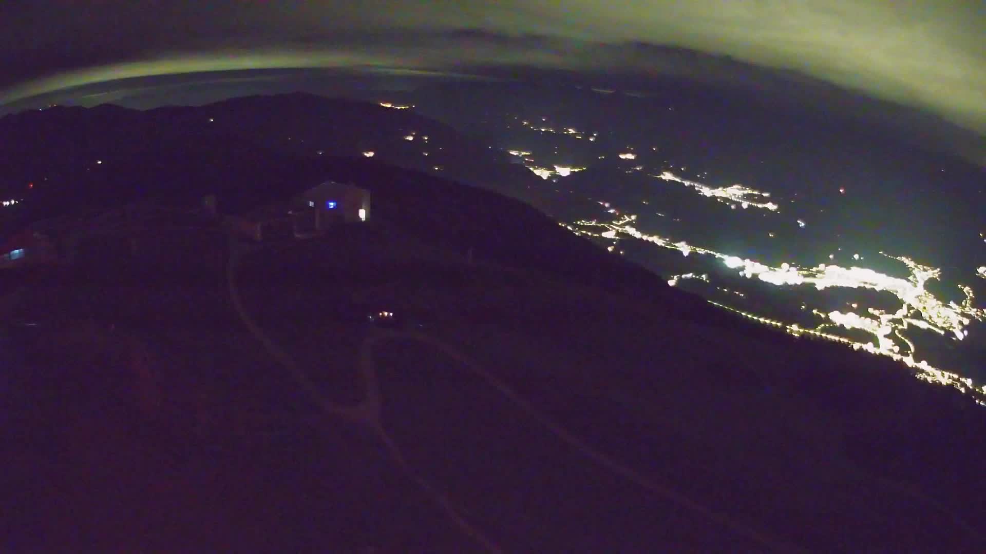 Cima estación de esquí Kronplatz | vista hacia Brunico