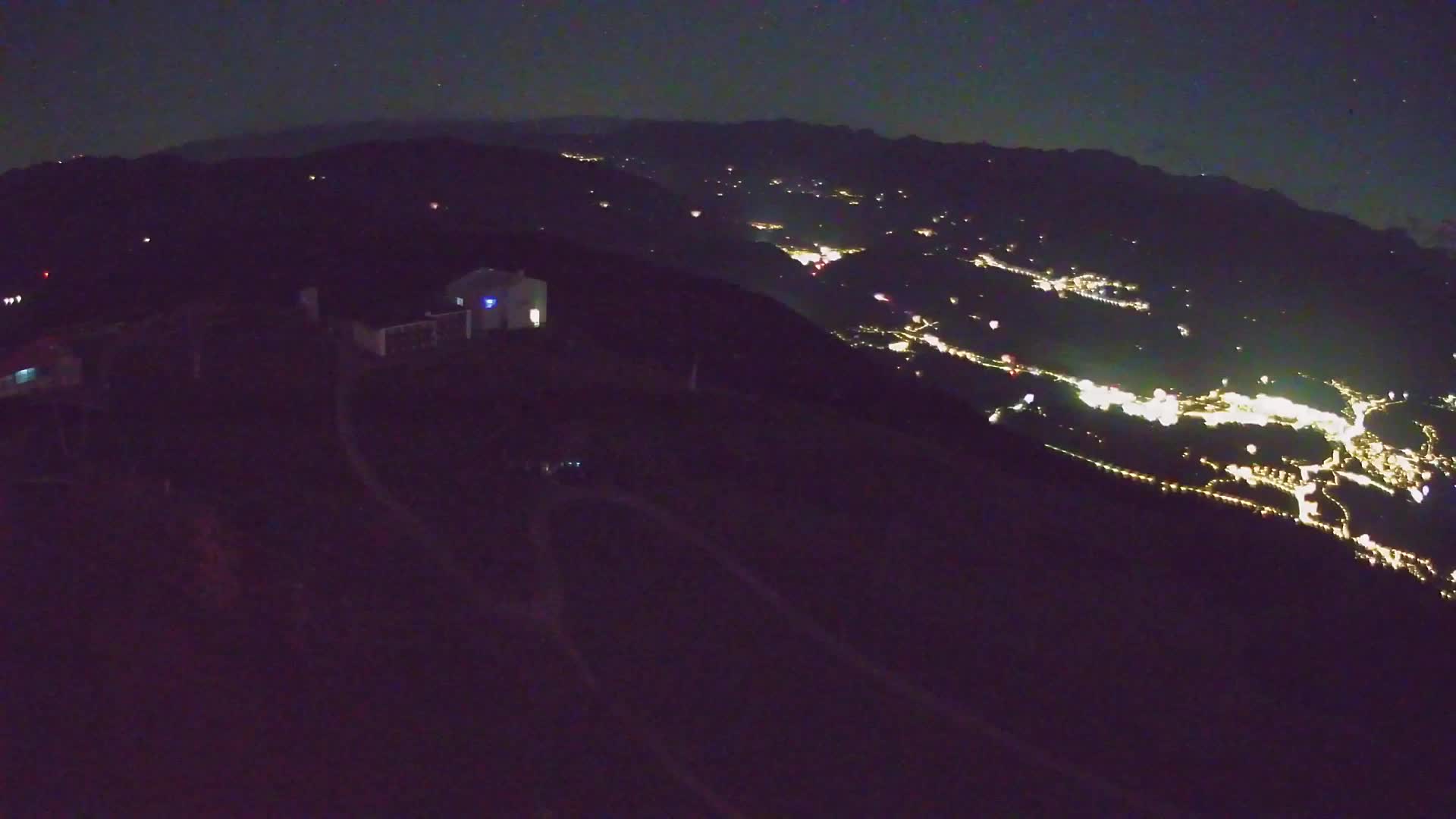 Cima estación de esquí Kronplatz | vista hacia Brunico