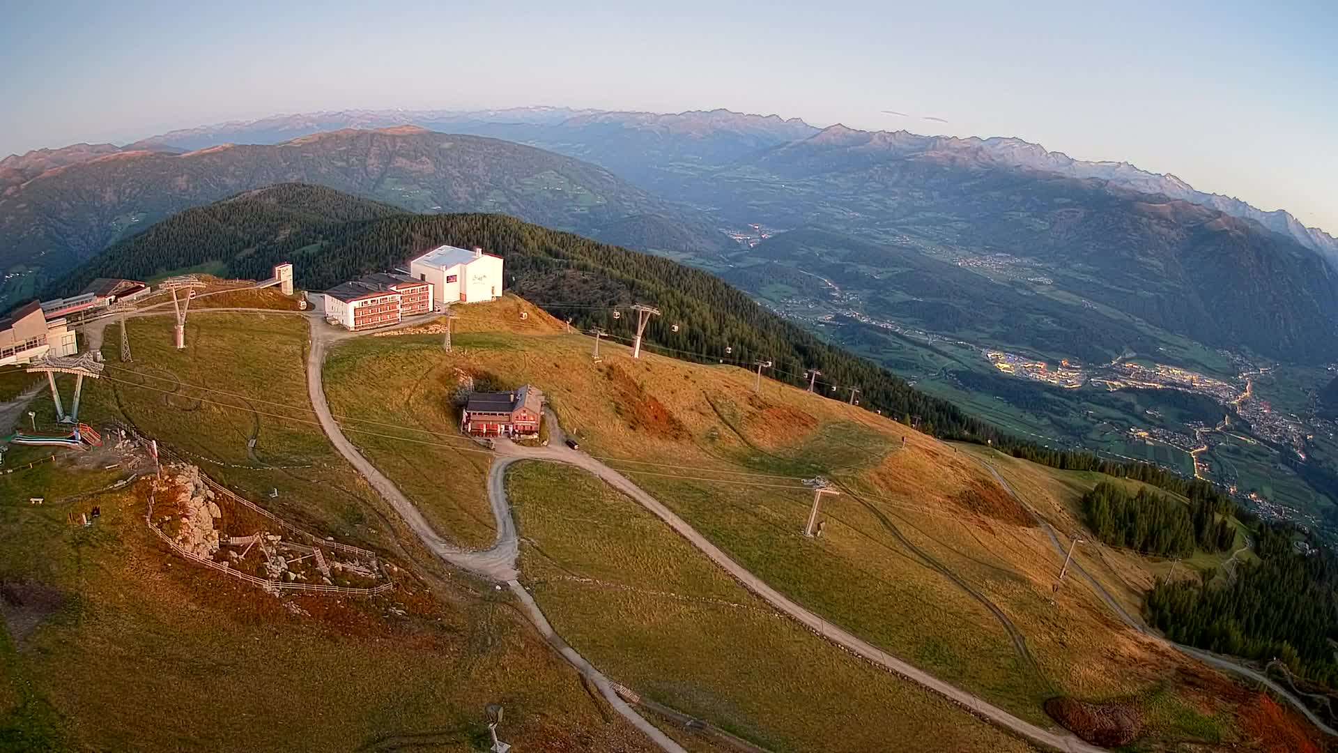Station de ski Kronplatz sommet | vue sur Brunico
