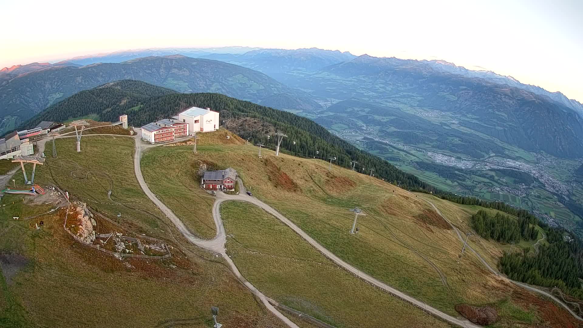 Station de ski Kronplatz sommet | vue sur Brunico
