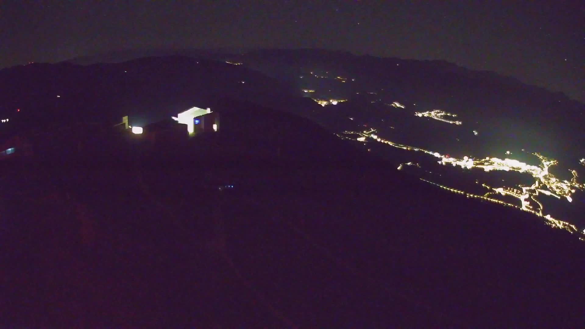 Kronplatz peak Ski resort | view to Bruneck