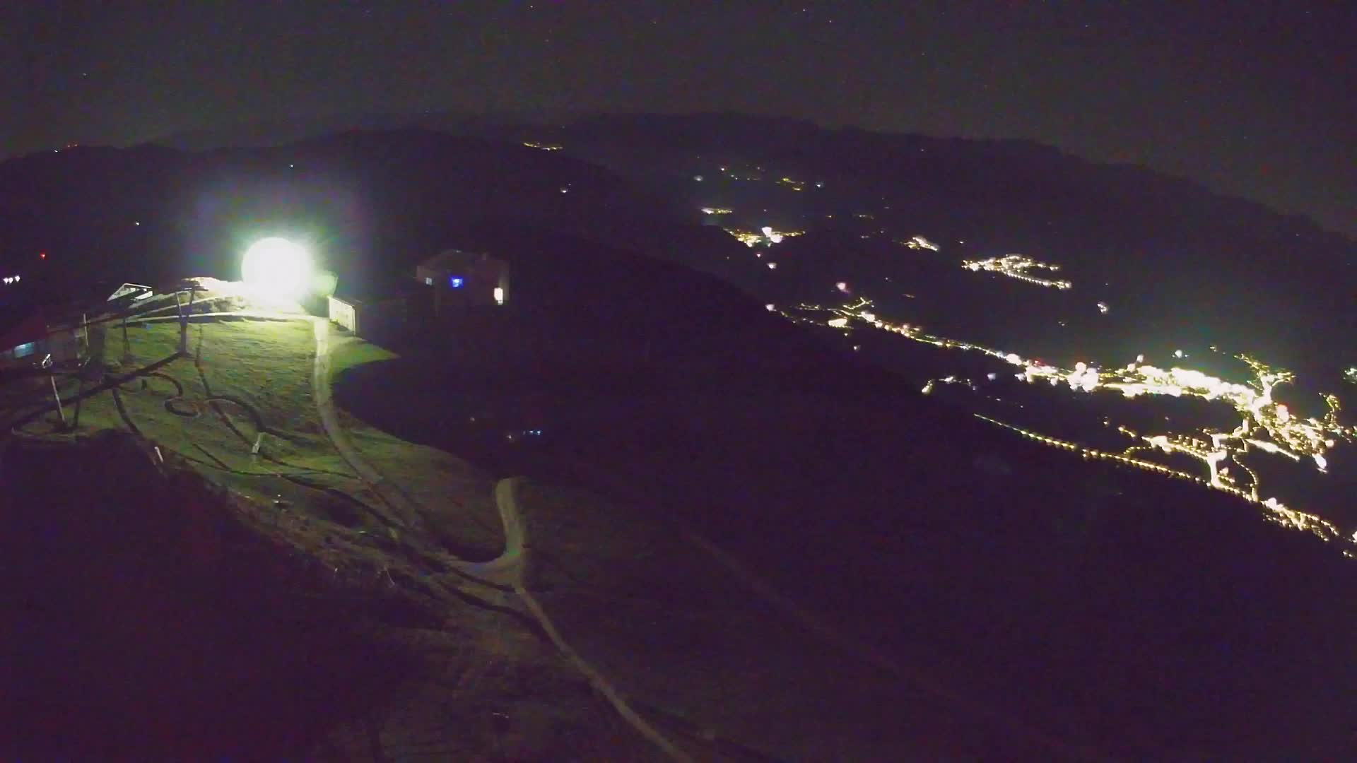 Kronplatz peak Ski resort | view to Bruneck
