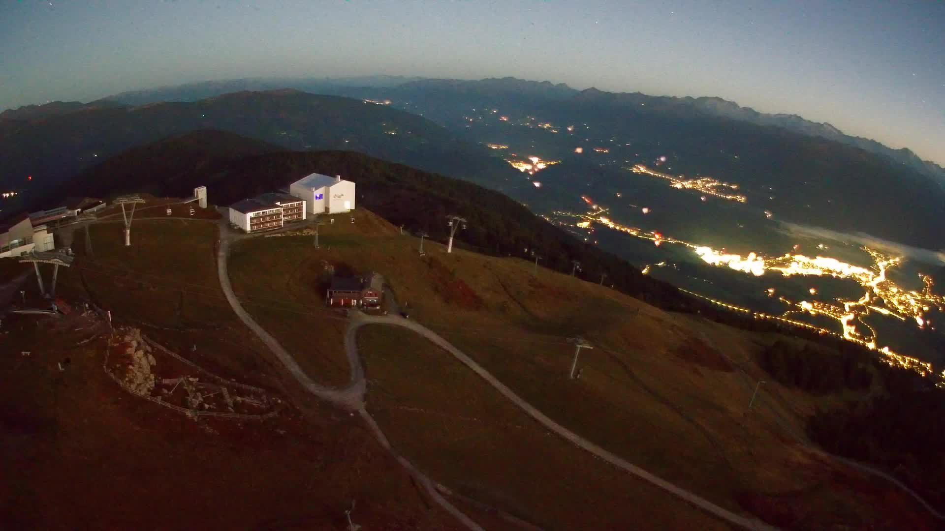 Station de ski Kronplatz sommet | vue sur Brunico
