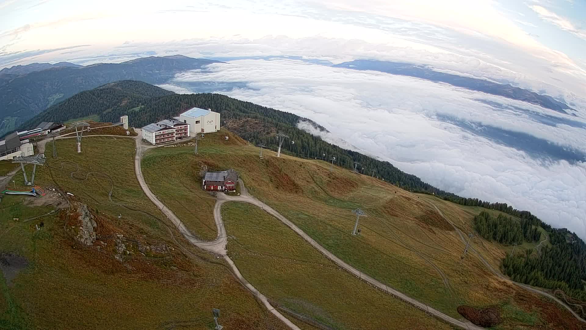Station de ski Kronplatz sommet | vue sur Brunico
