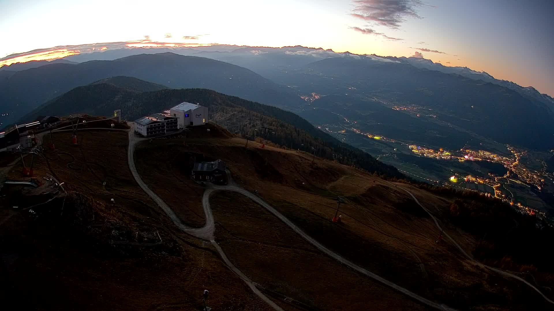 Skigebiet Kronplatz Gipfel | Blick auf Bruneck