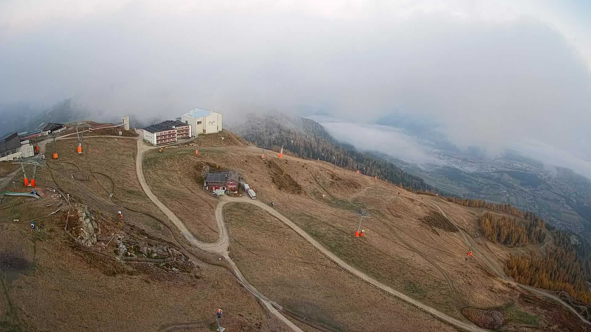 Stazione sciistica di Plan de Corones | vista su Brunico