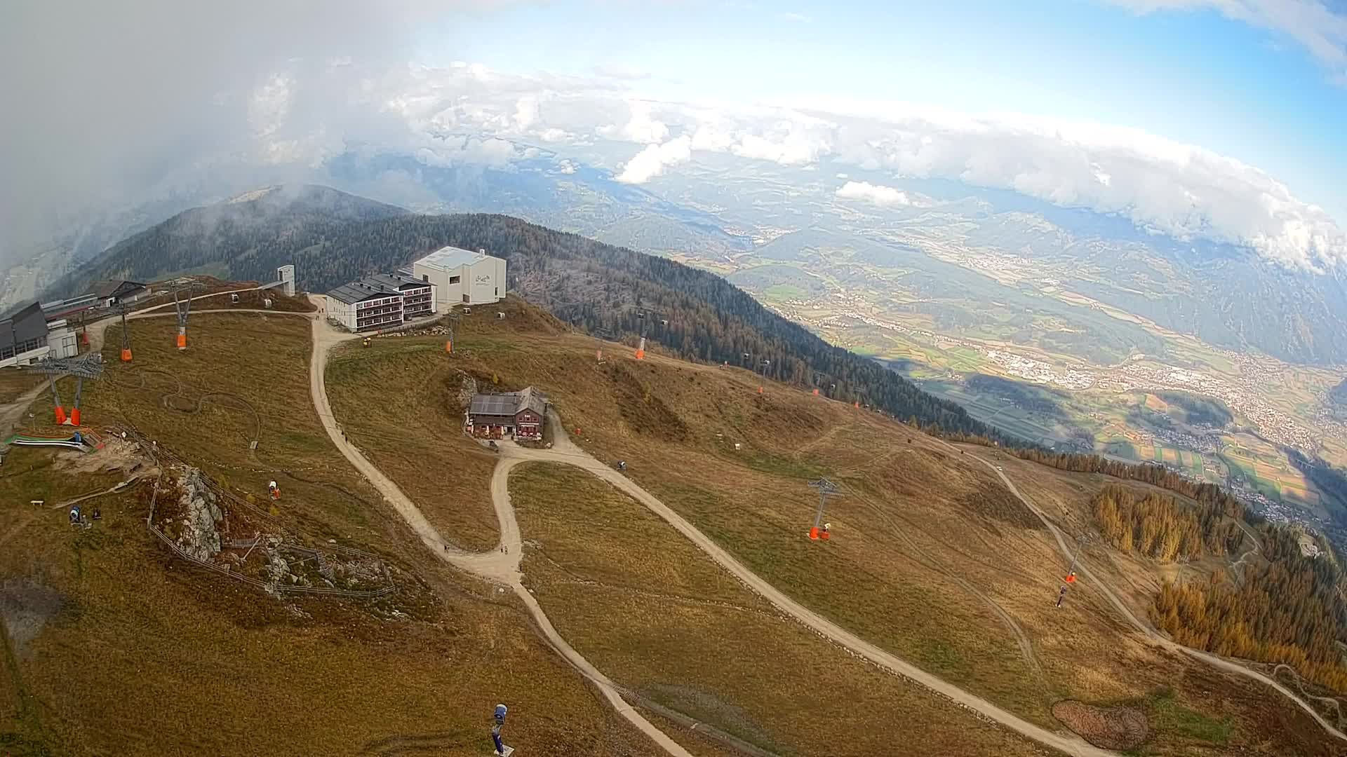 Stazione sciistica di Plan de Corones | vista su Brunico
