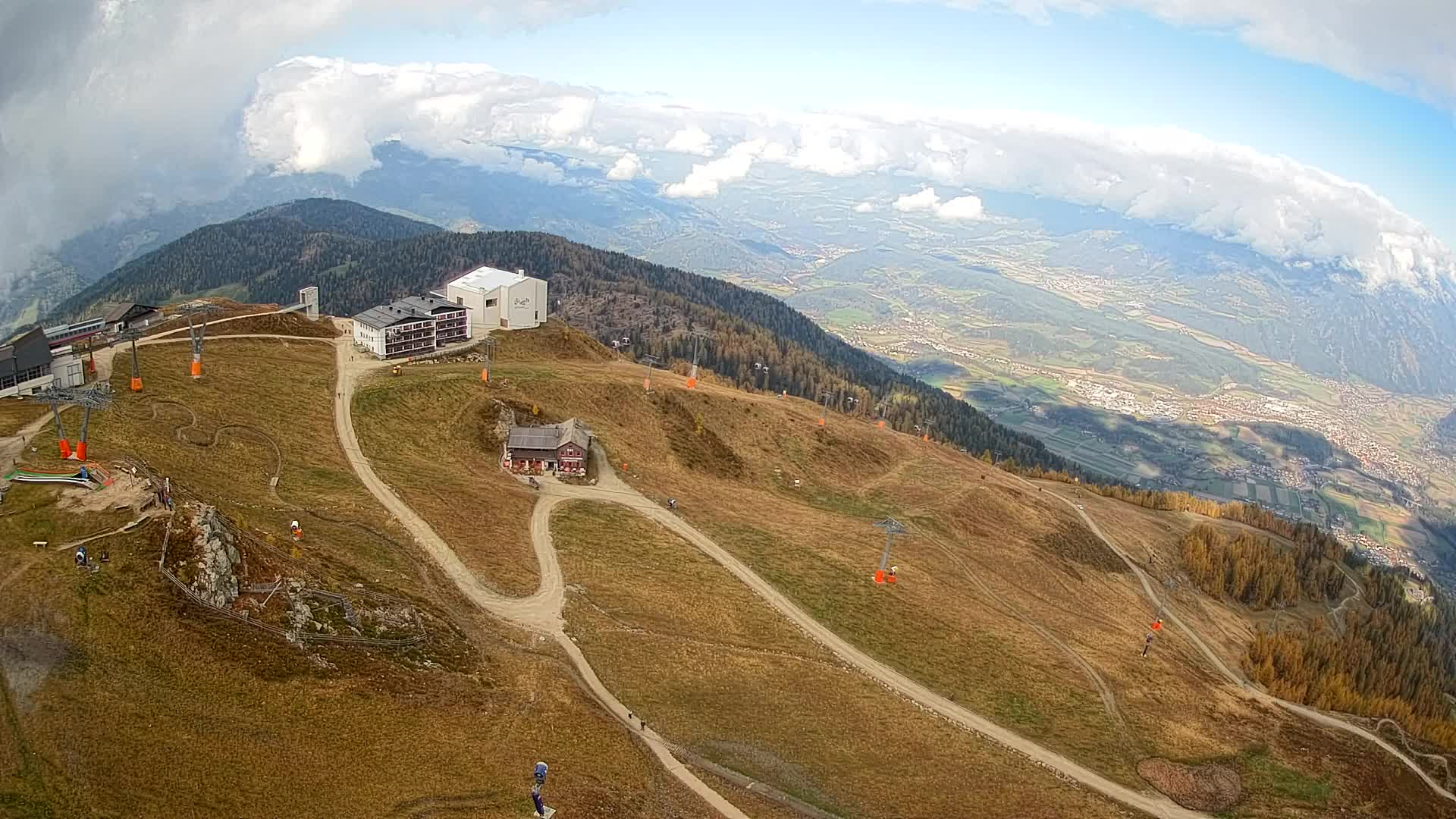Station de ski Kronplatz sommet | vue sur Brunico