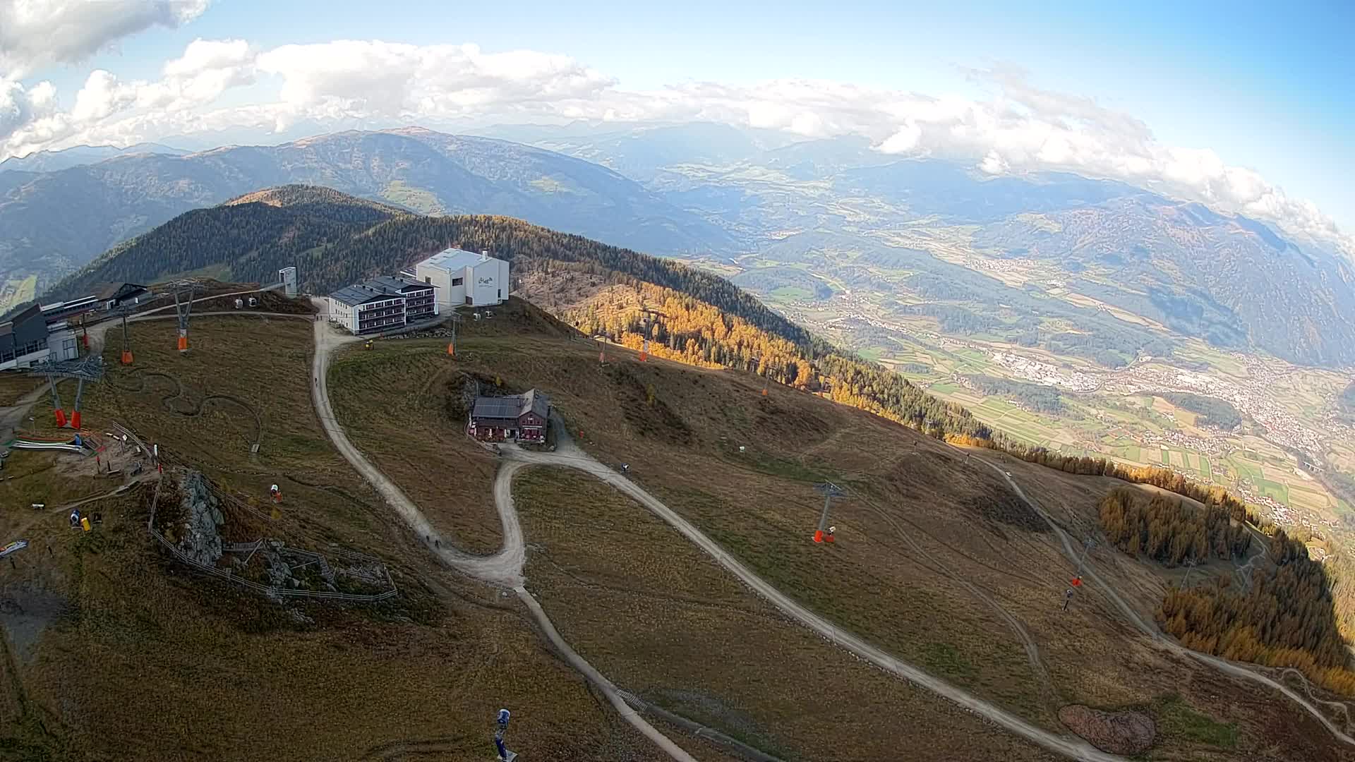 Kronplatz peak Ski resort | view to Bruneck