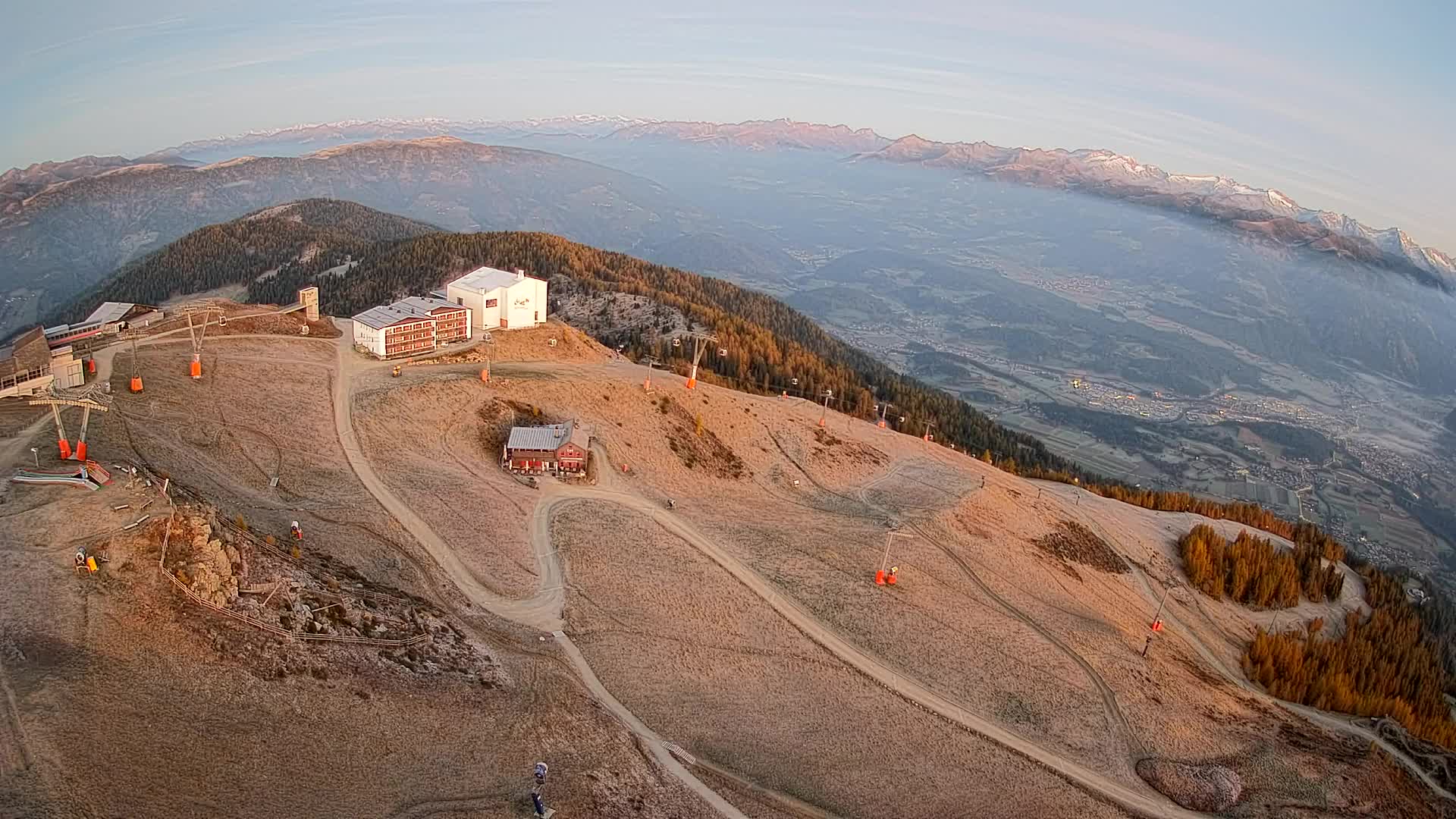 Skigebiet Kronplatz Gipfel | Blick auf Bruneck
