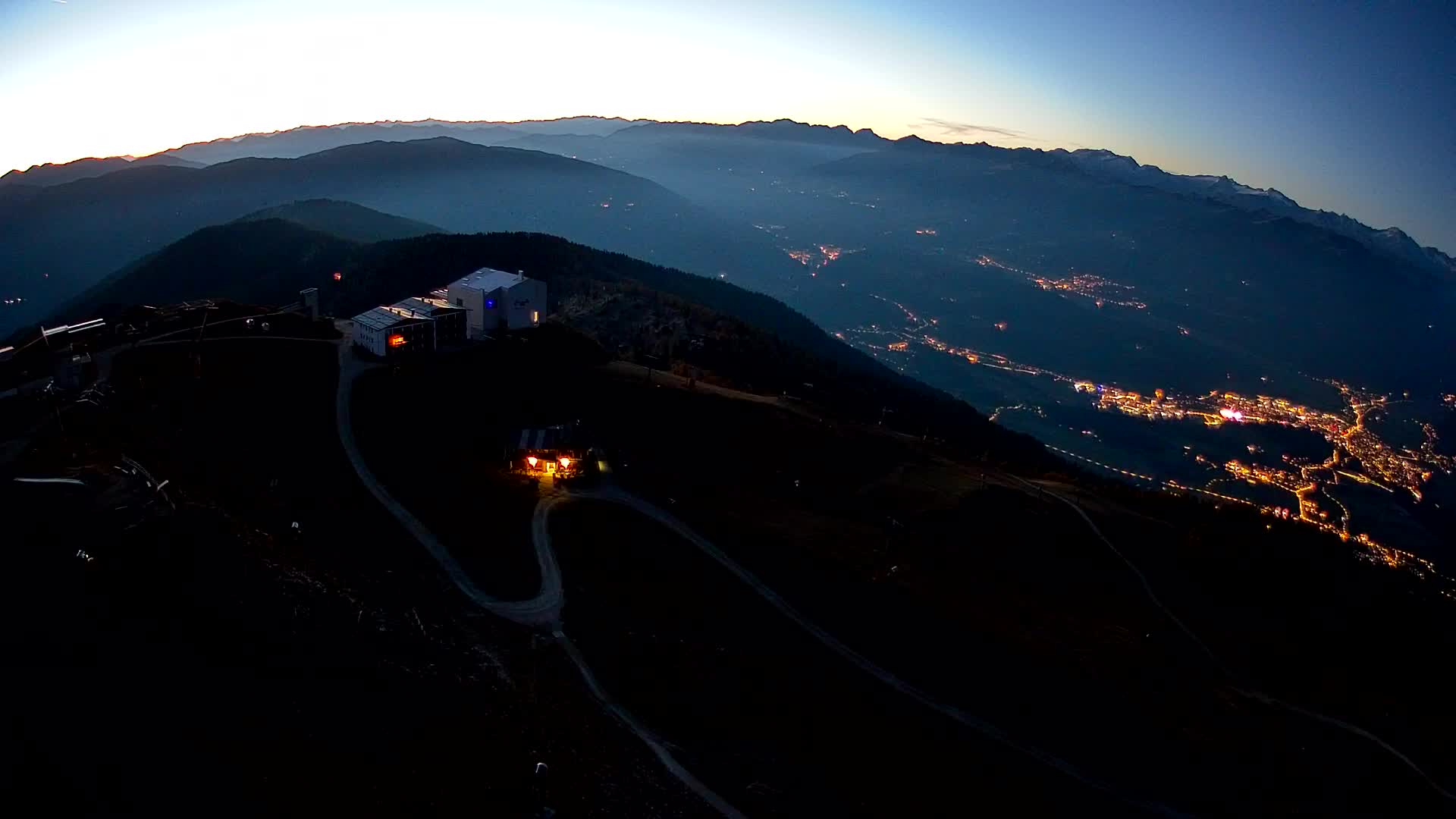 Stazione sciistica di Plan de Corones | vista su Brunico