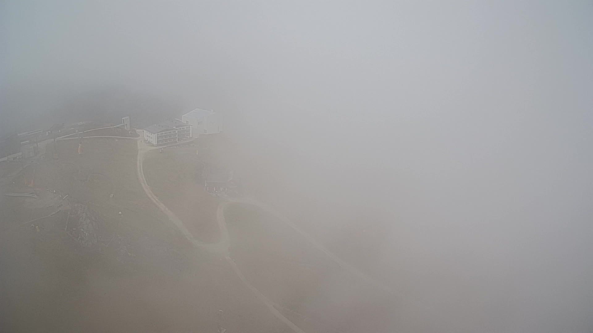 Cima estación de esquí Kronplatz | vista hacia Brunico
