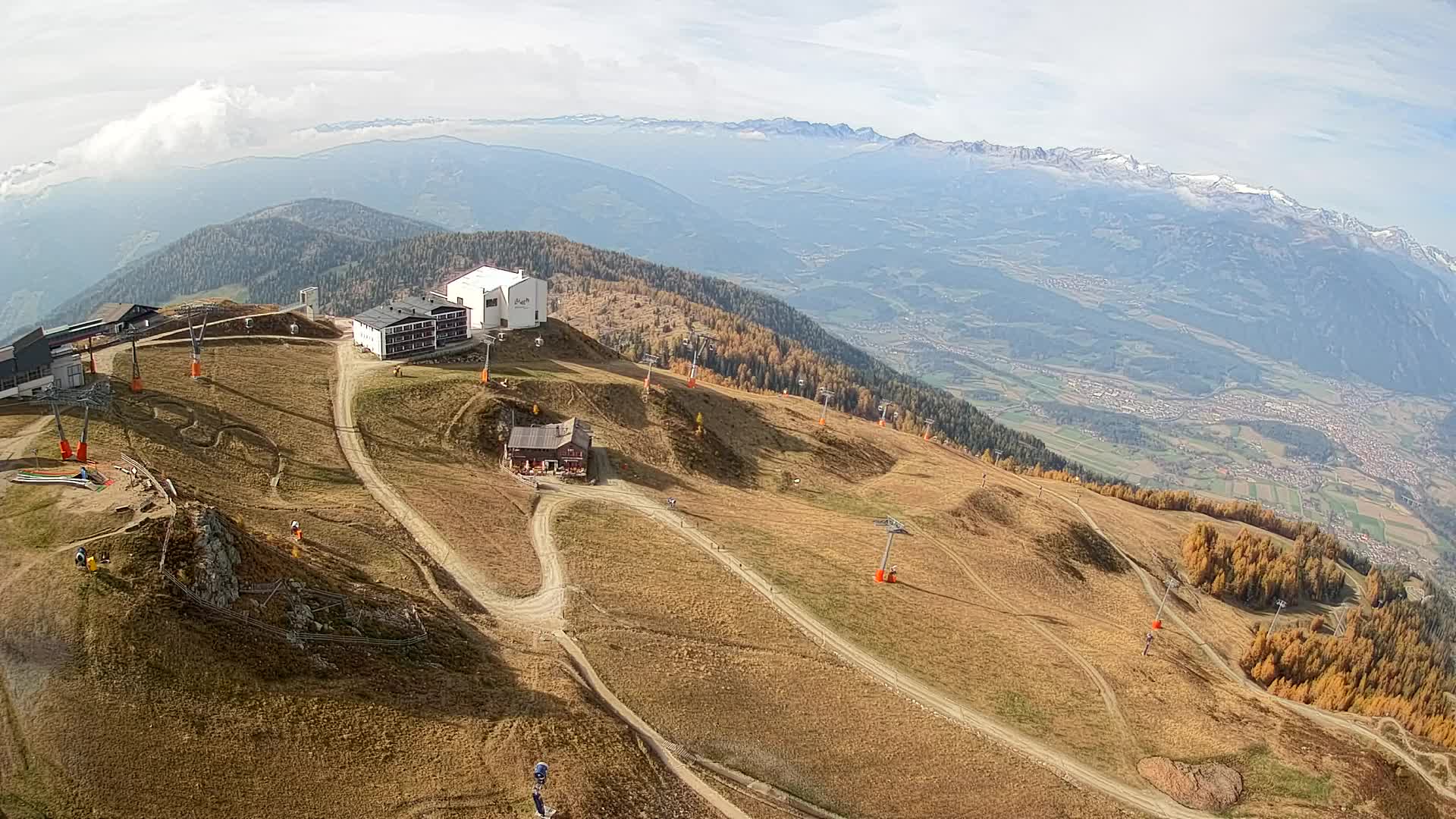 Skigebiet Kronplatz Gipfel | Blick auf Bruneck