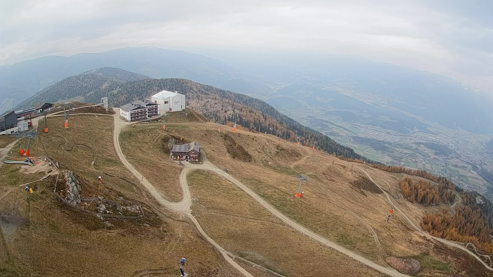 Stazione sciistica di Plan de Corones | vista su Brunico