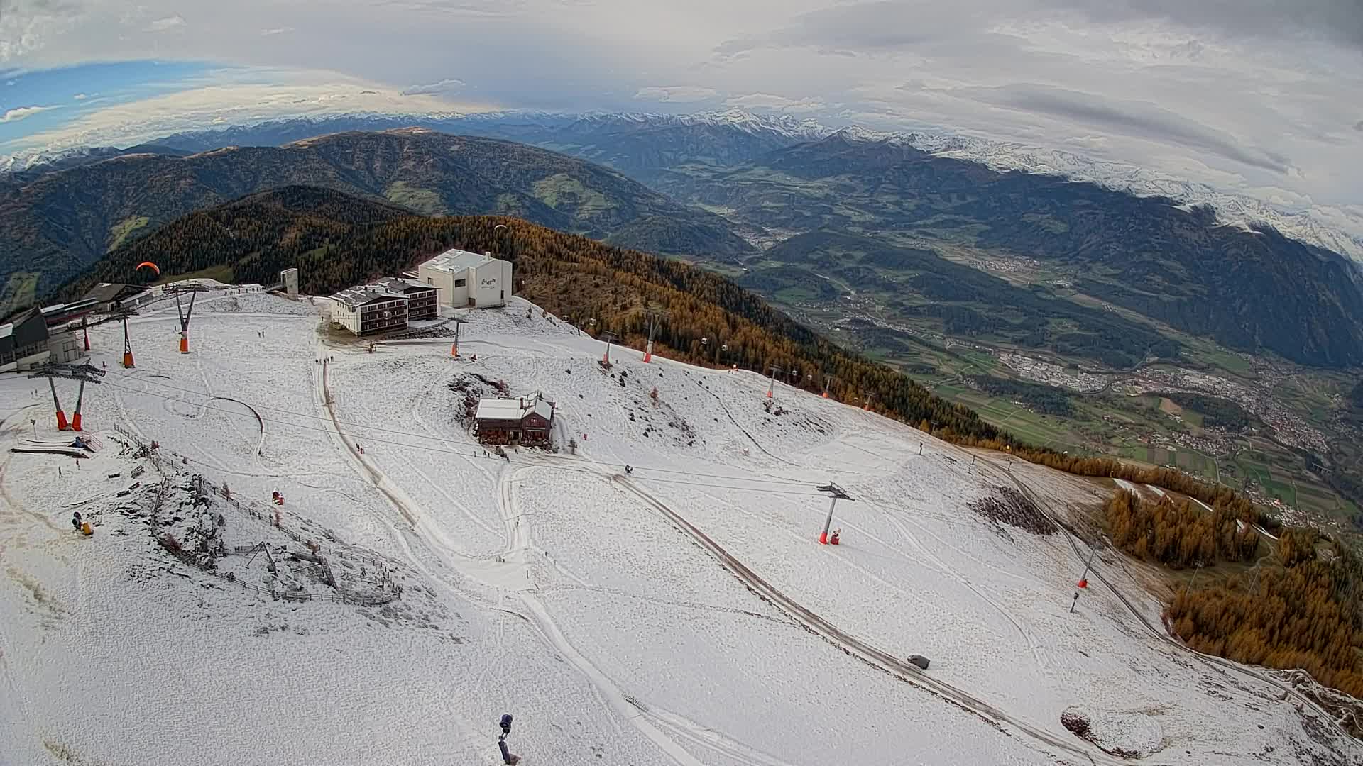 Stazione sciistica di Plan de Corones | vista su Brunico