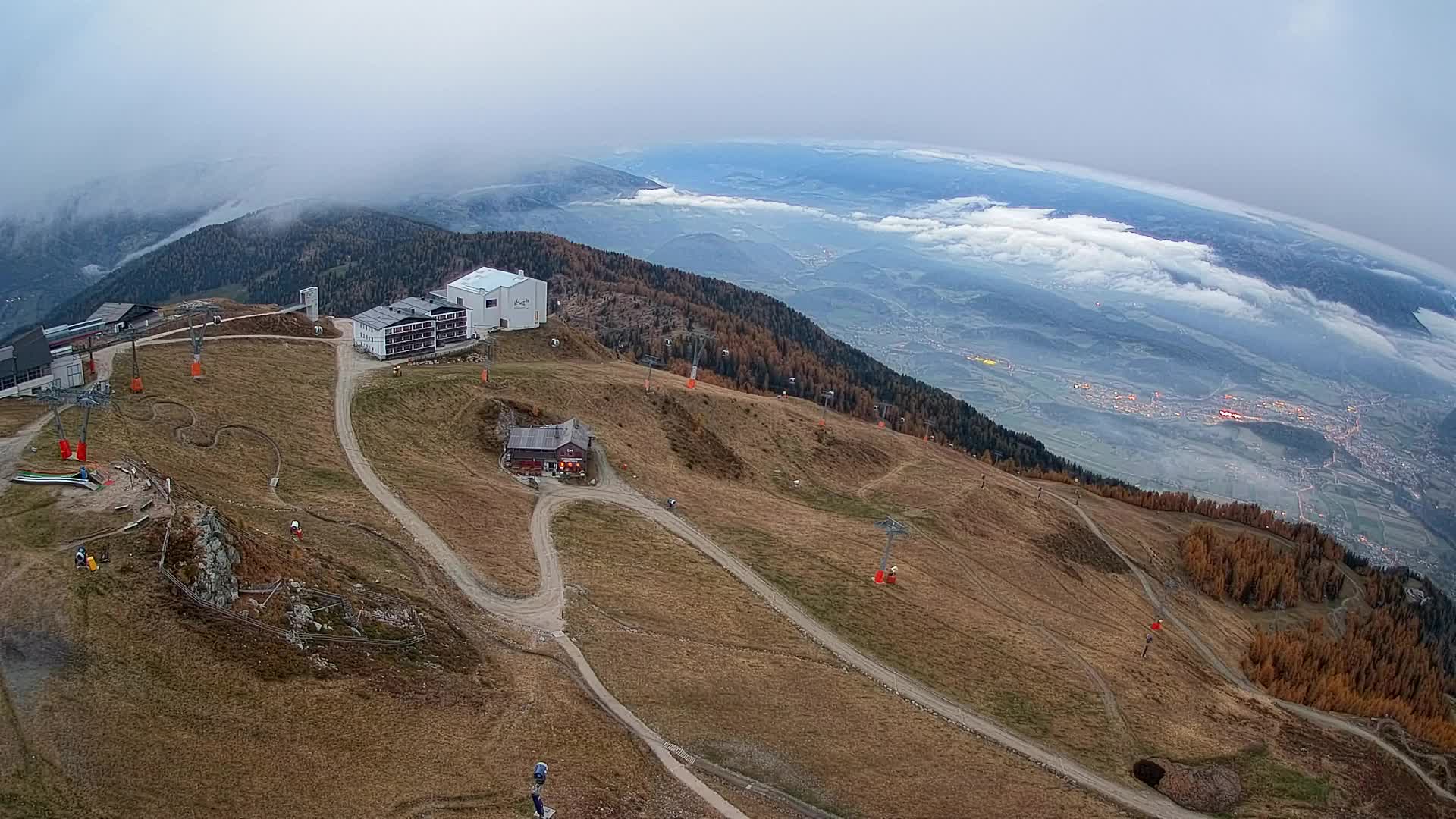 Station de ski Kronplatz sommet | vue sur Brunico