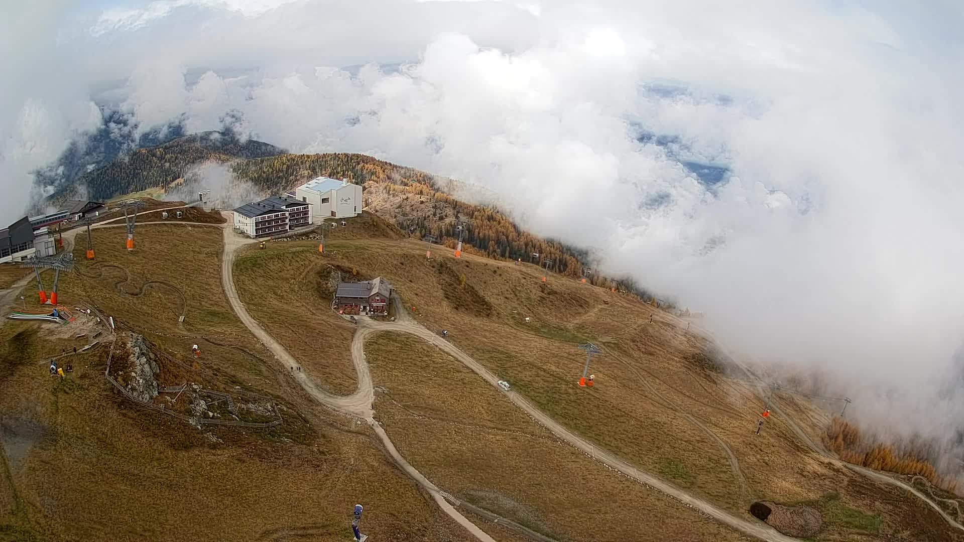 Stazione sciistica di Plan de Corones | vista su Brunico