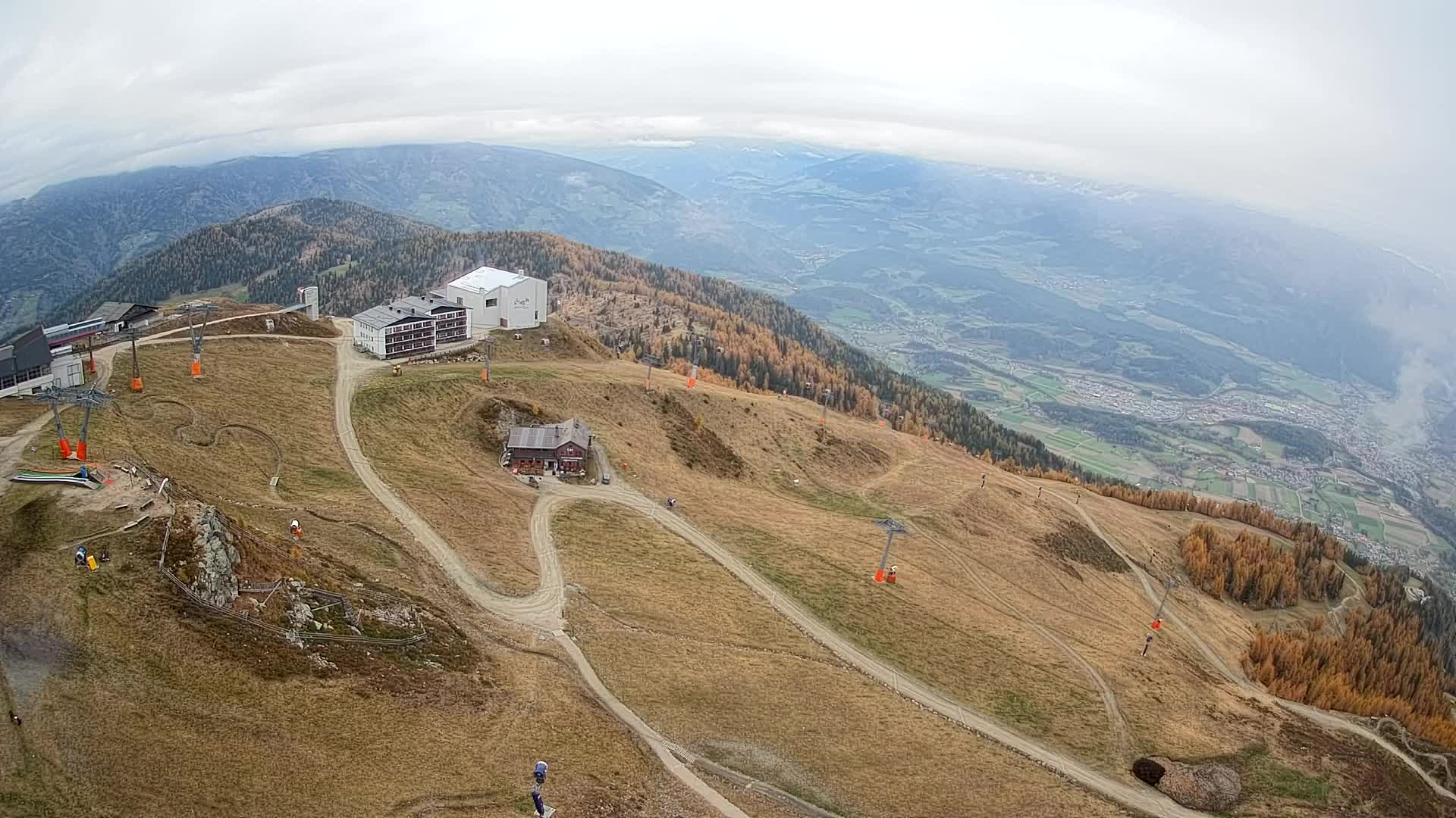 Stazione sciistica di Plan de Corones | vista su Brunico