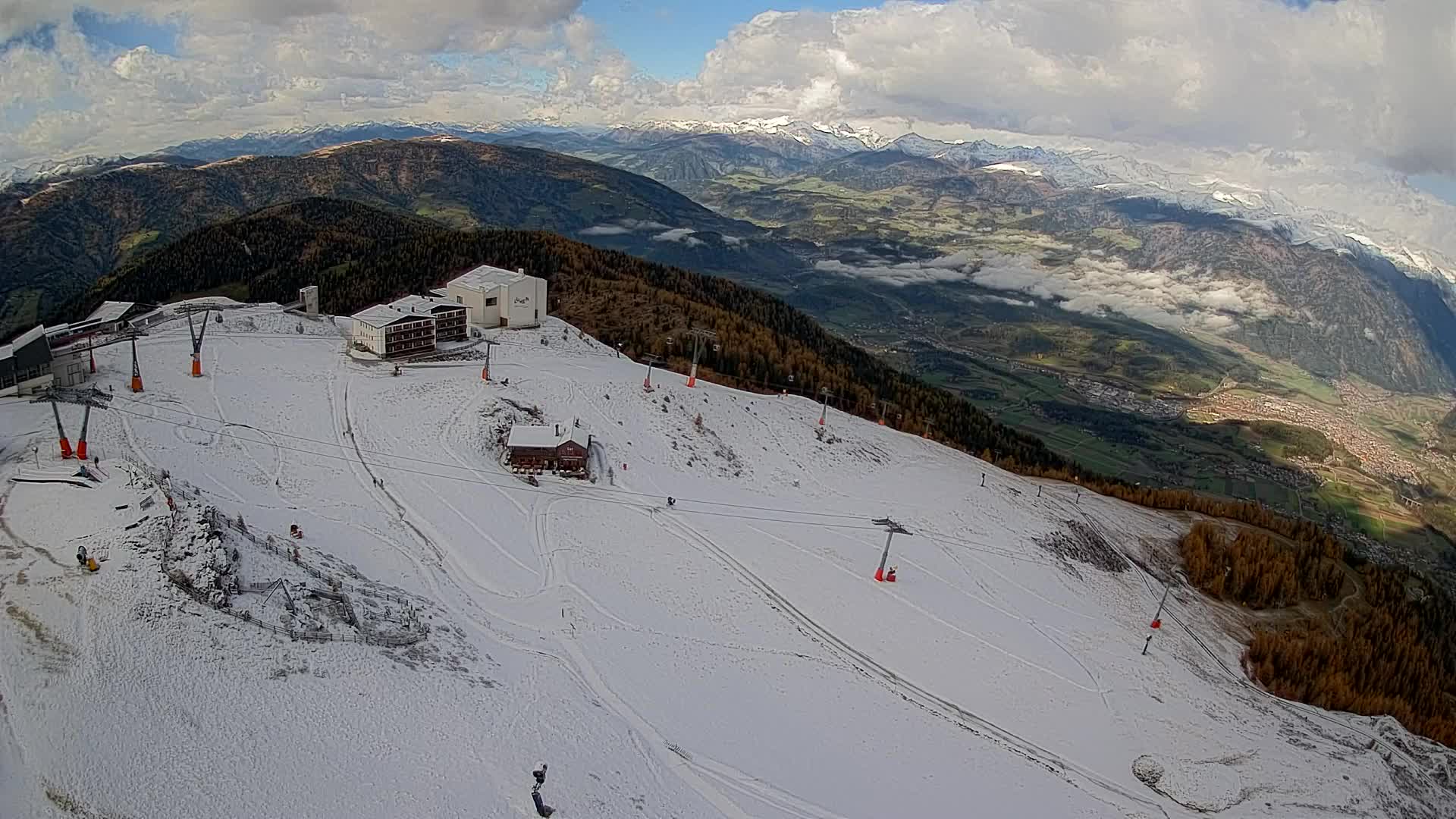 Station de ski Kronplatz sommet | vue sur Brunico