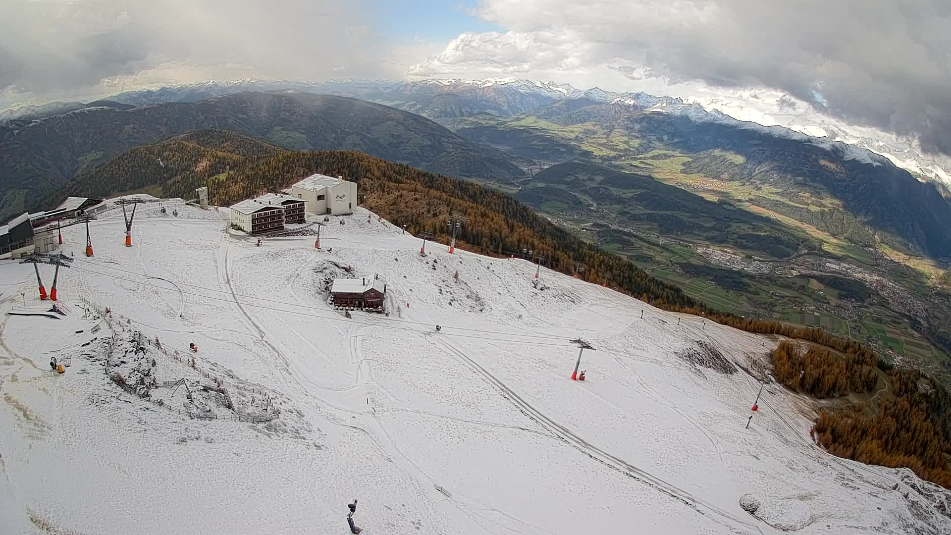 Stazione sciistica di Plan de Corones | vista su Brunico