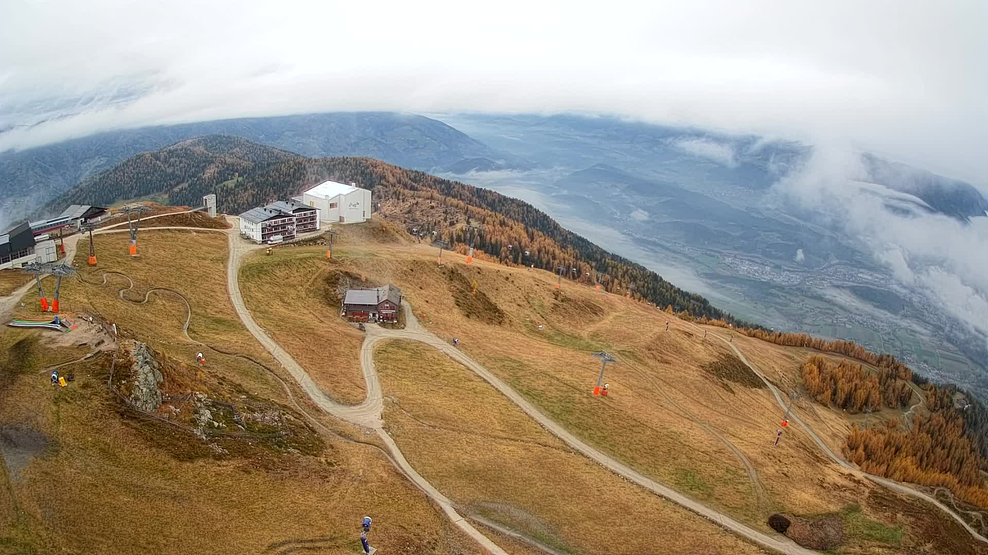 Skigebiet Kronplatz Gipfel | Blick auf Bruneck