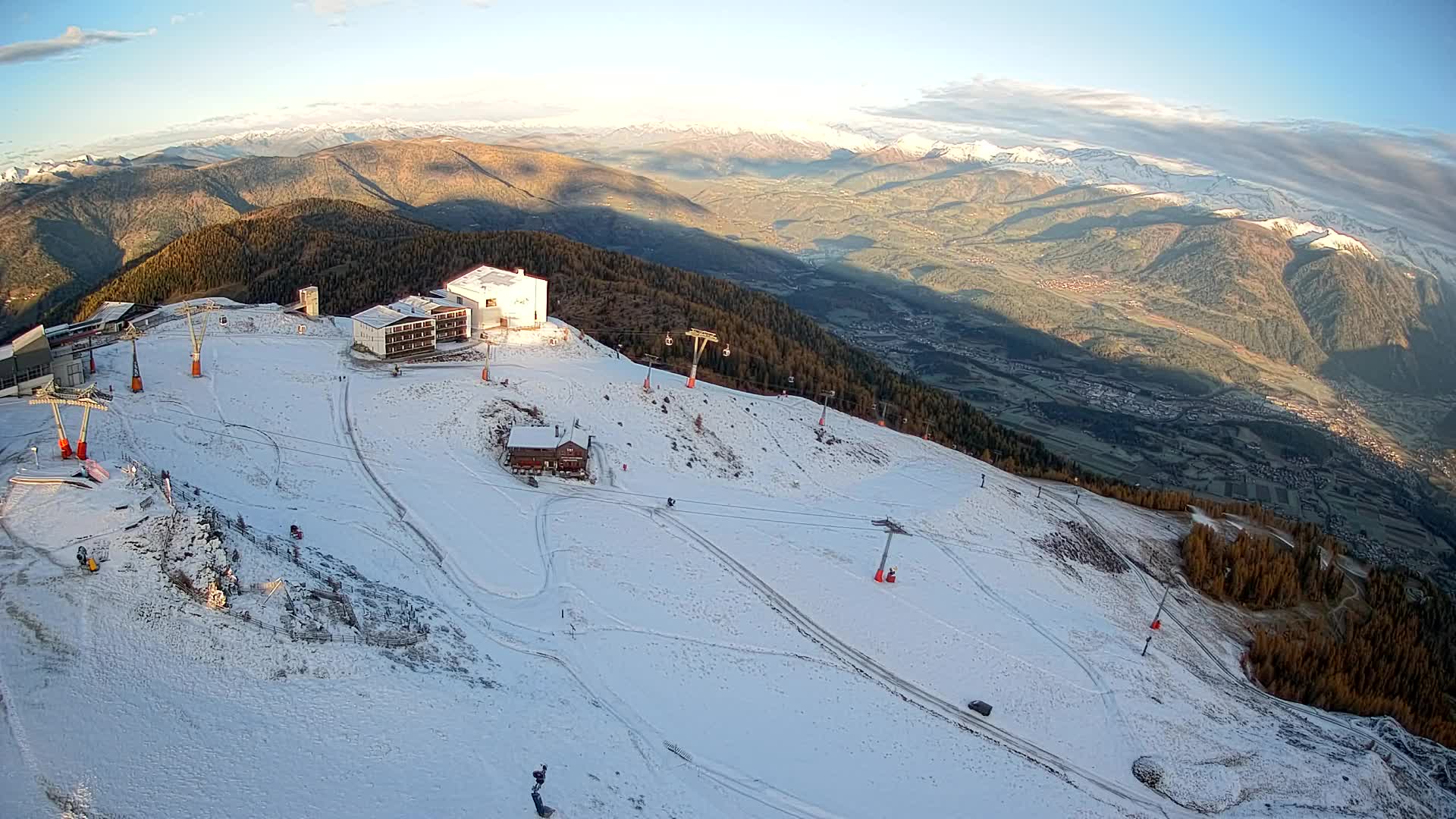 Skigebiet Kronplatz Gipfel | Blick auf Bruneck