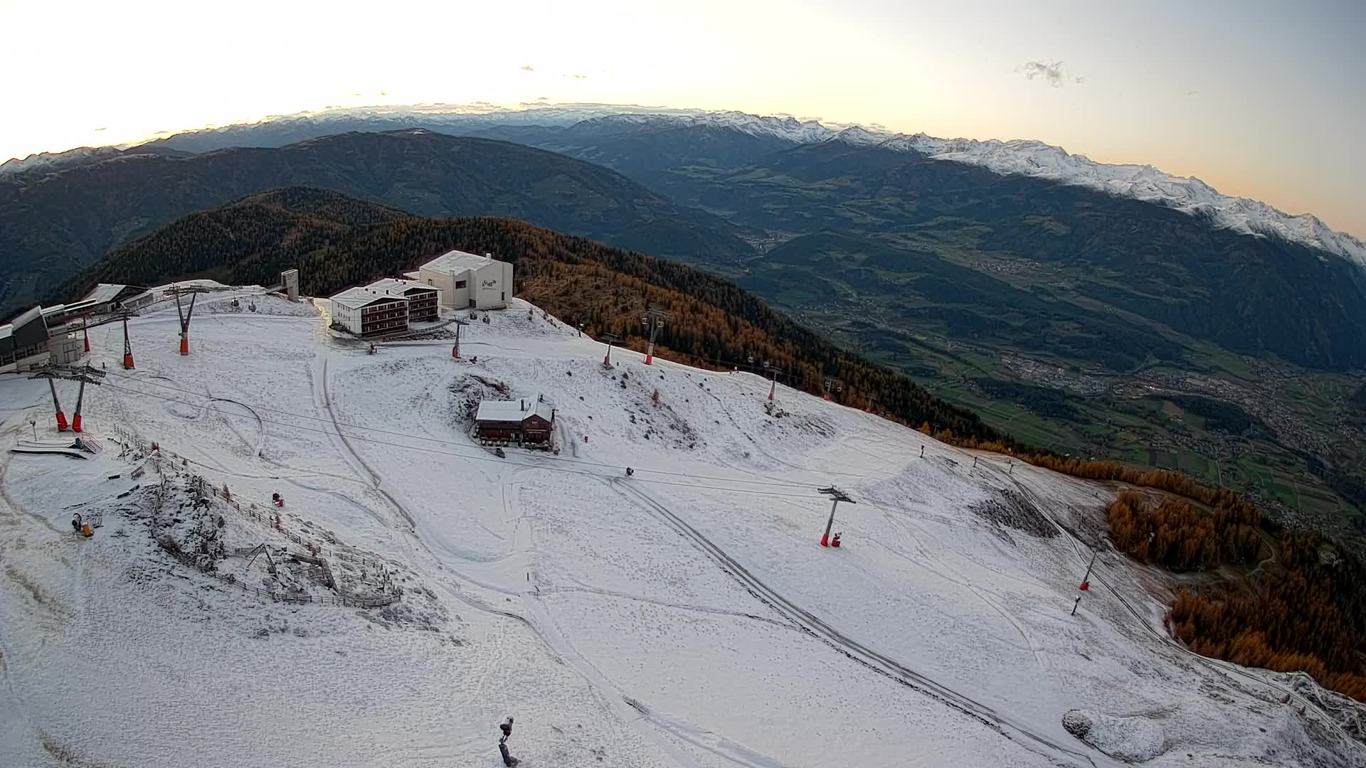 Skigebiet Kronplatz Gipfel | Blick auf Bruneck