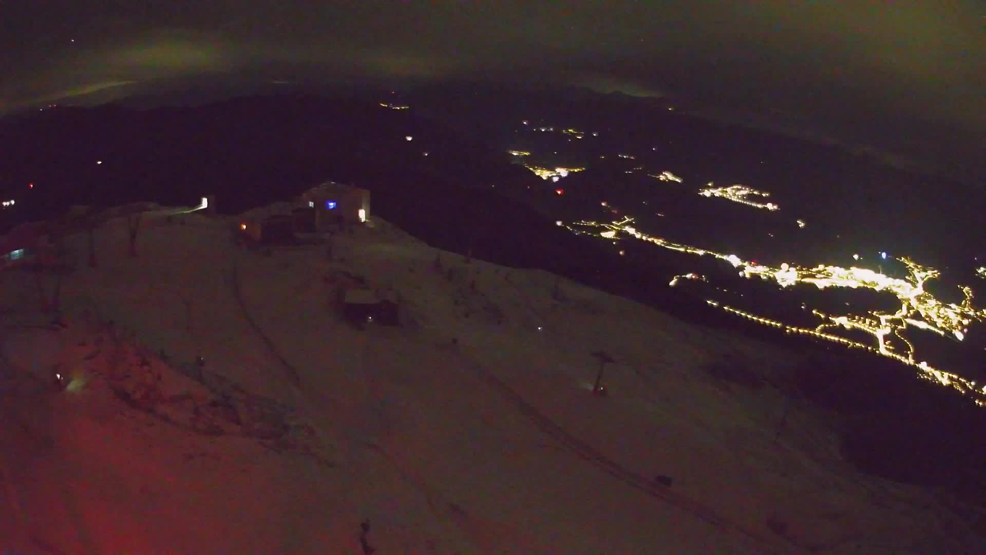 Kronplatz peak Ski resort | view to Bruneck