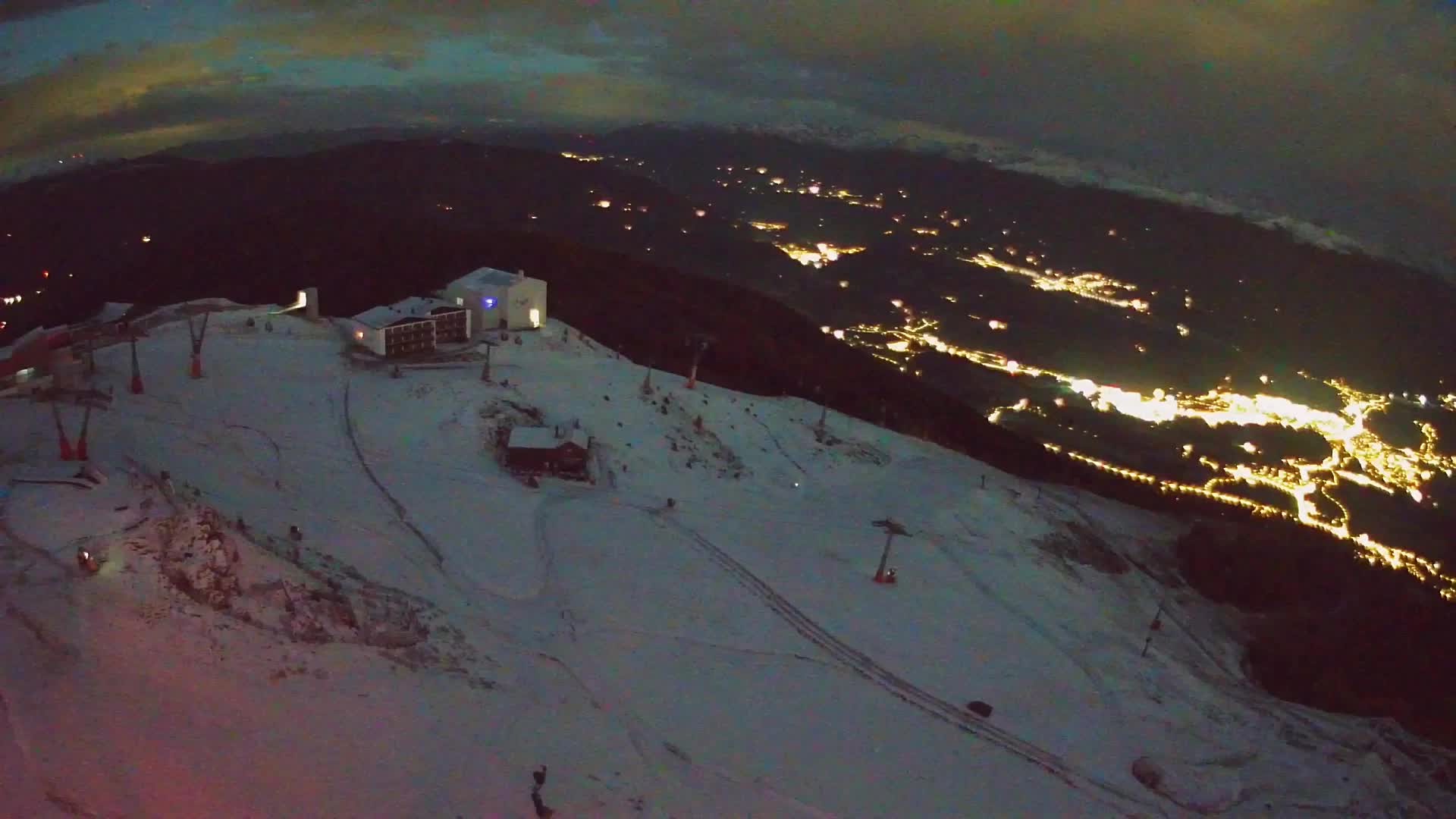Station de ski Kronplatz sommet | vue sur Brunico