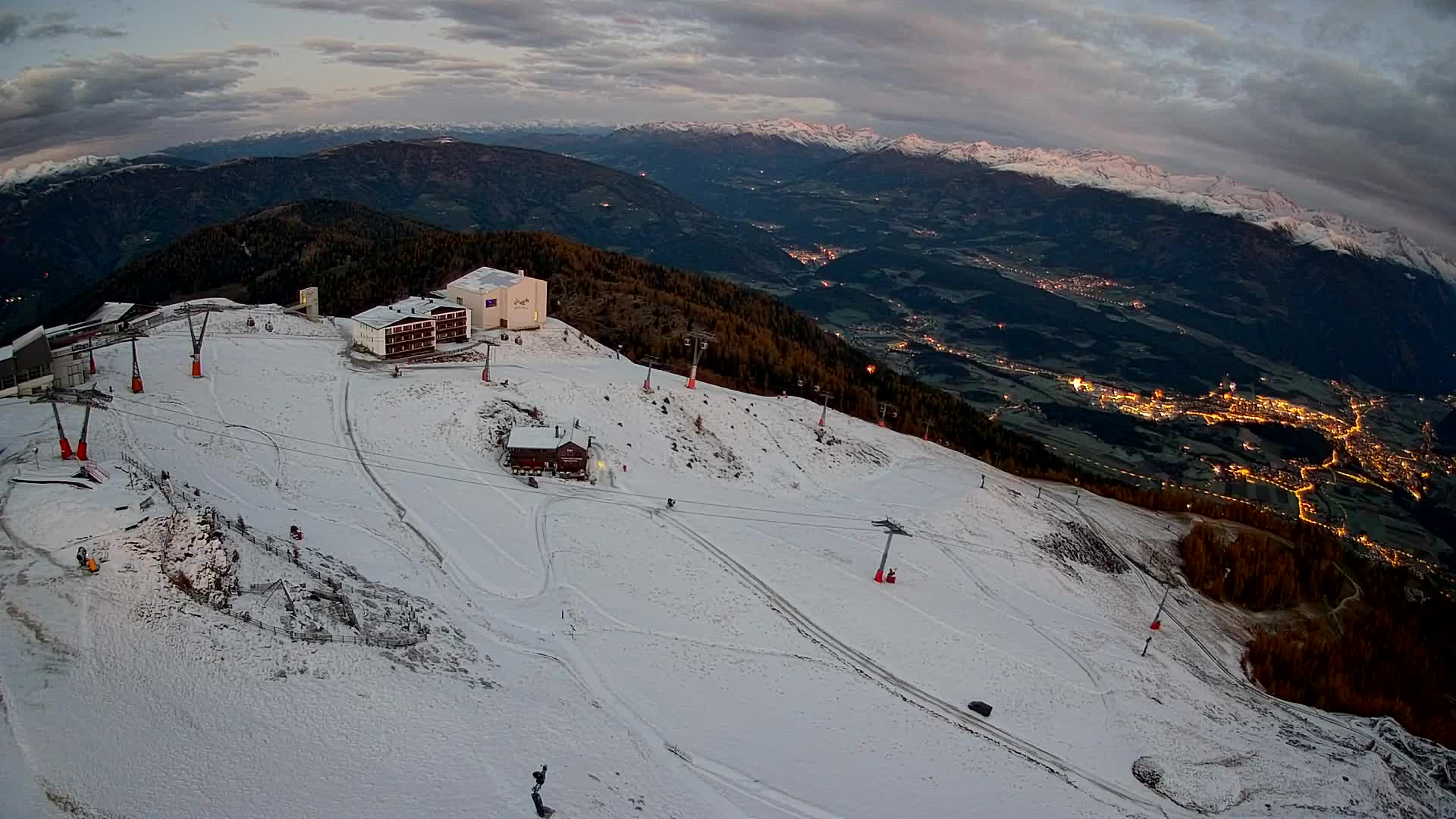 Skigebiet Kronplatz Gipfel | Blick auf Bruneck