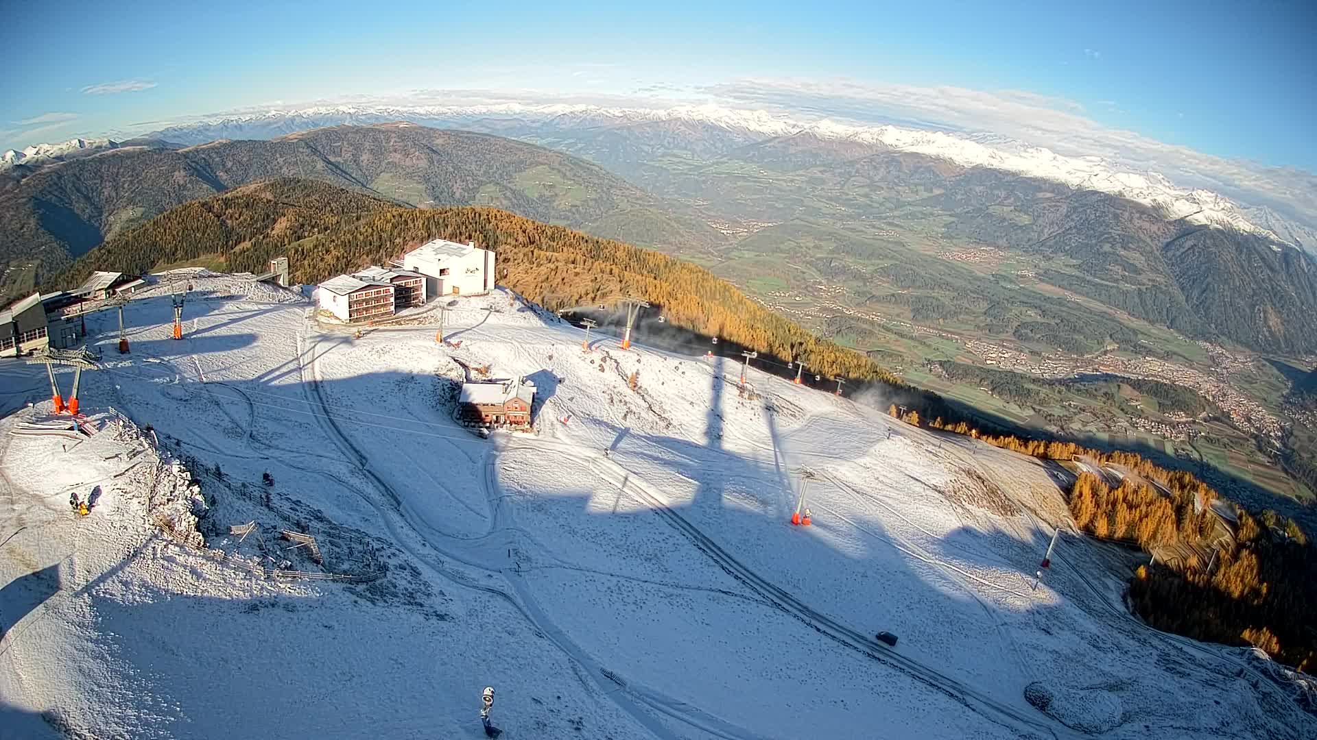 Stazione sciistica di Plan de Corones | vista su Brunico