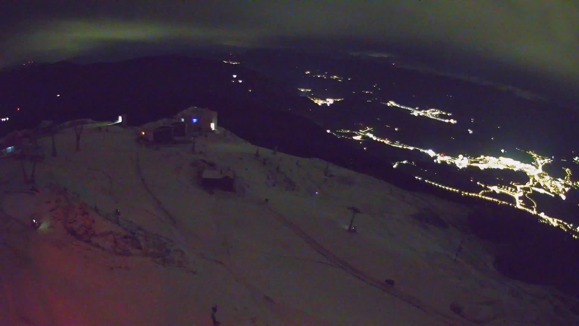 Kronplatz peak Ski resort | view to Bruneck