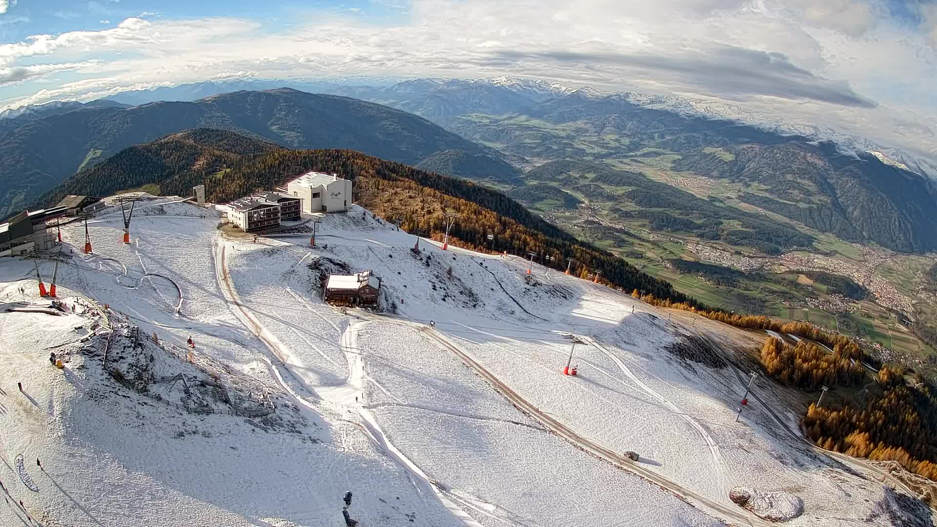 Stazione sciistica di Plan de Corones | vista su Brunico