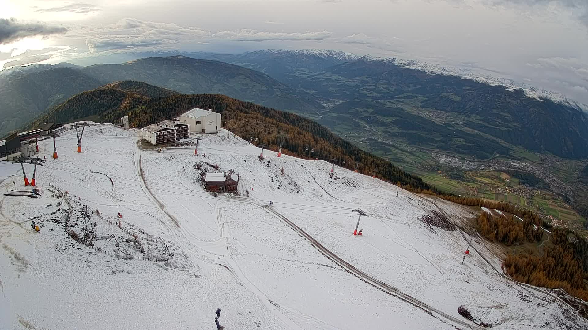 Skigebiet Kronplatz Gipfel | Blick auf Bruneck