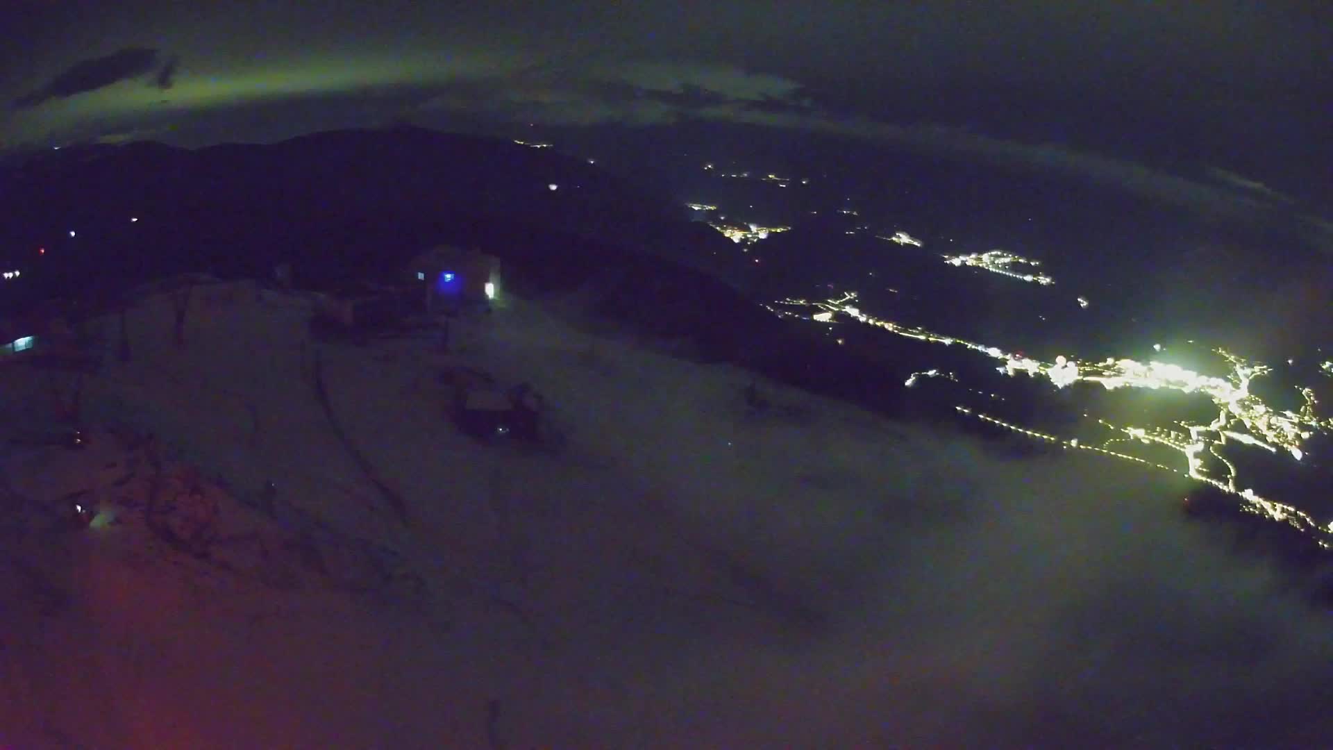 Kronplatz peak Ski resort | view to Bruneck