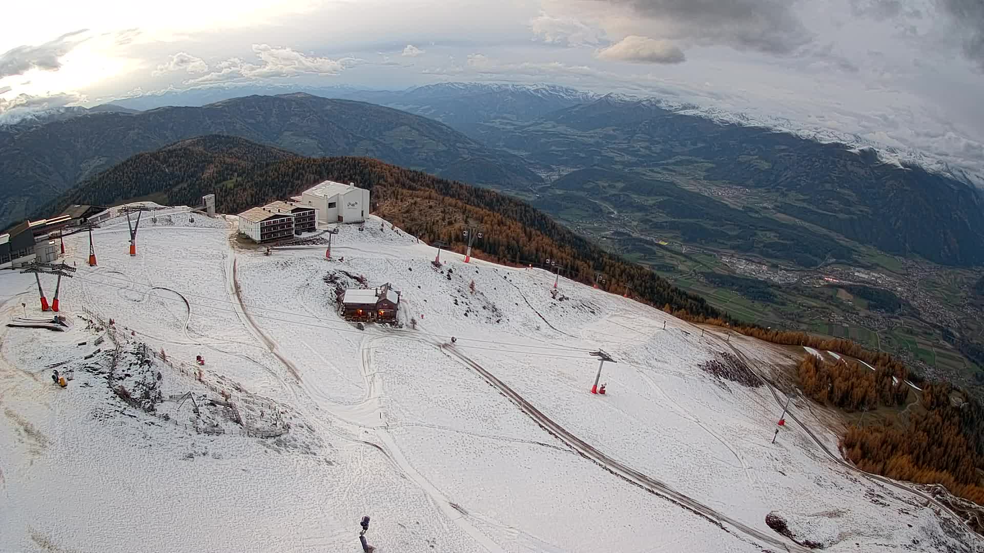 Smučišče Kronplatz – vrh | pogled na Bruneck