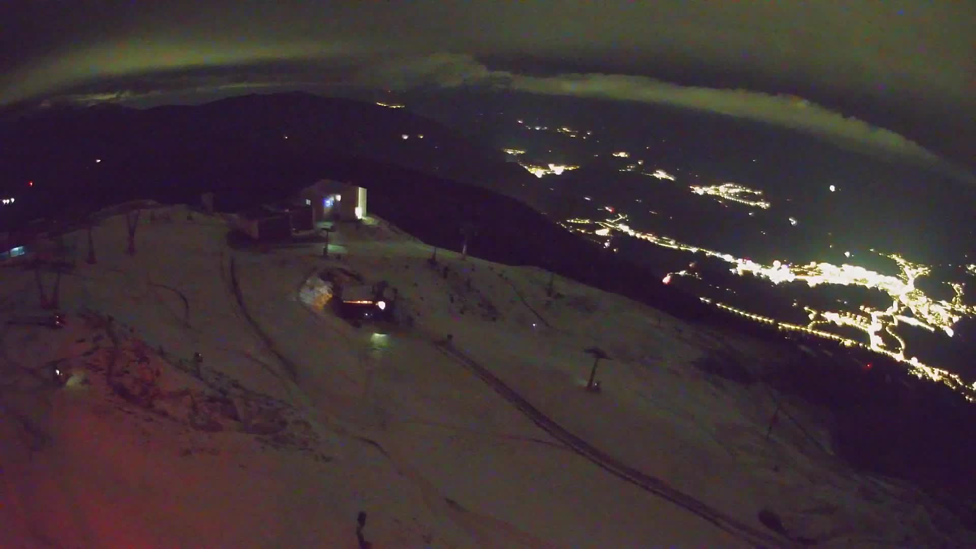 Skigebiet Kronplatz Gipfel | Blick auf Bruneck