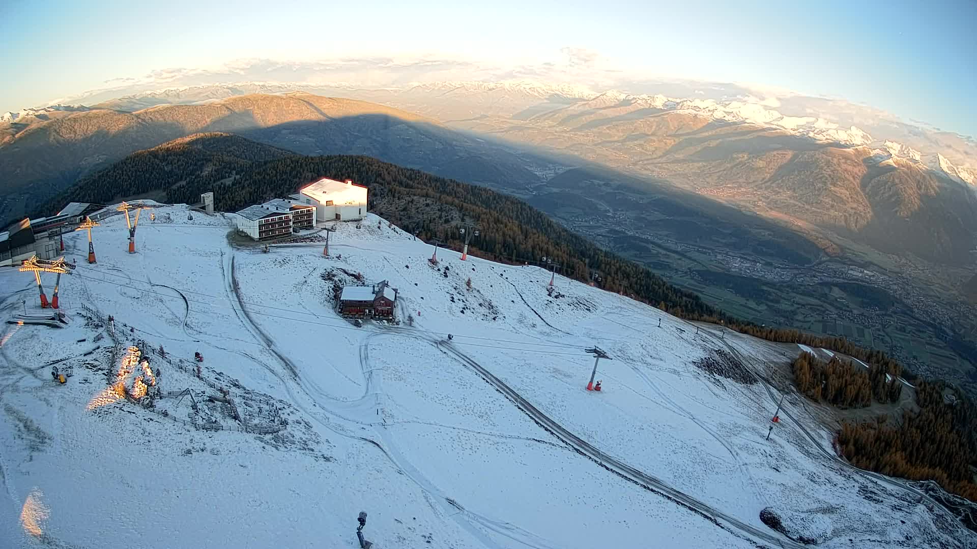 Stazione sciistica di Plan de Corones | vista su Brunico