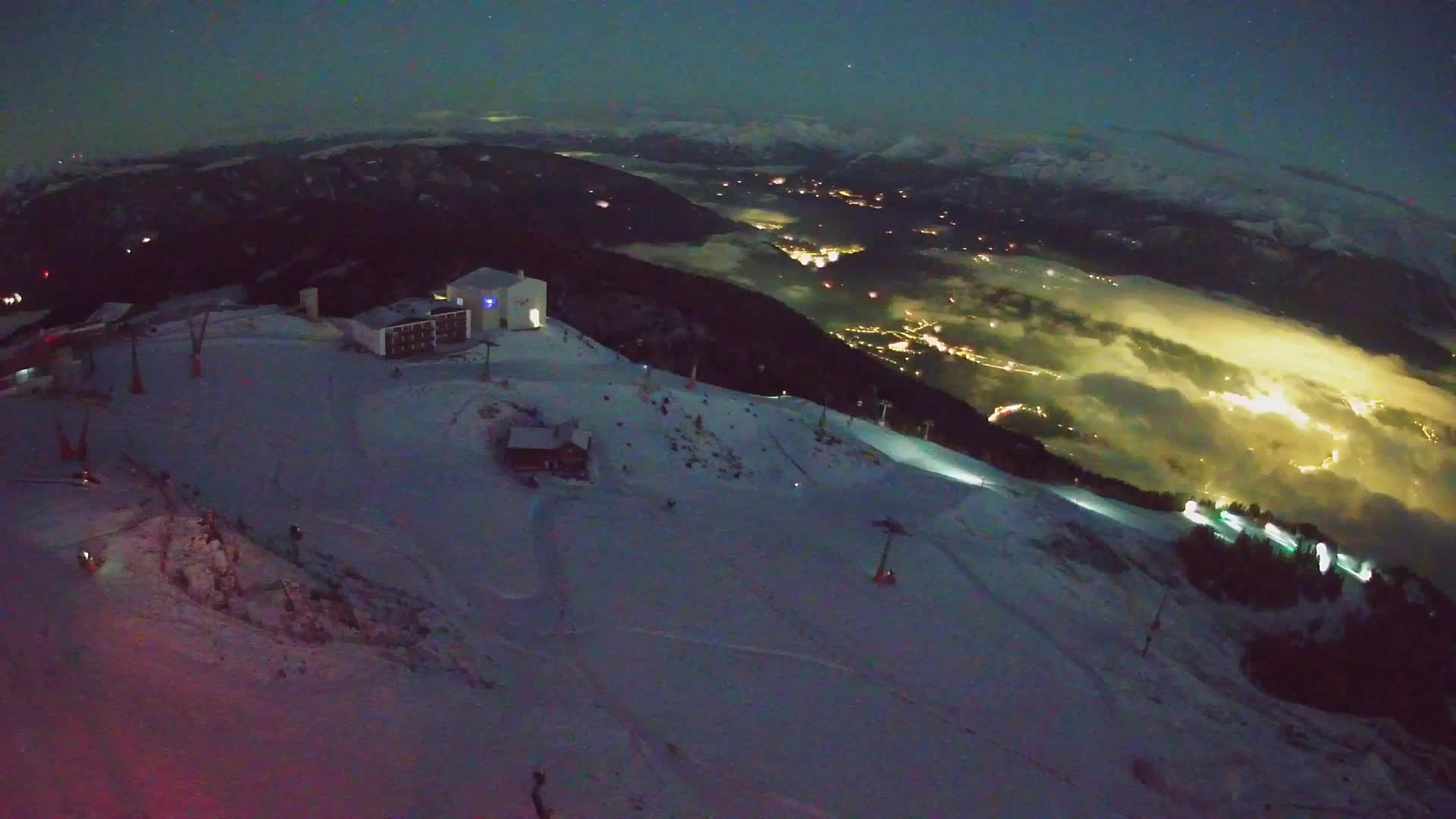 Kronplatz peak Ski resort | view to Bruneck