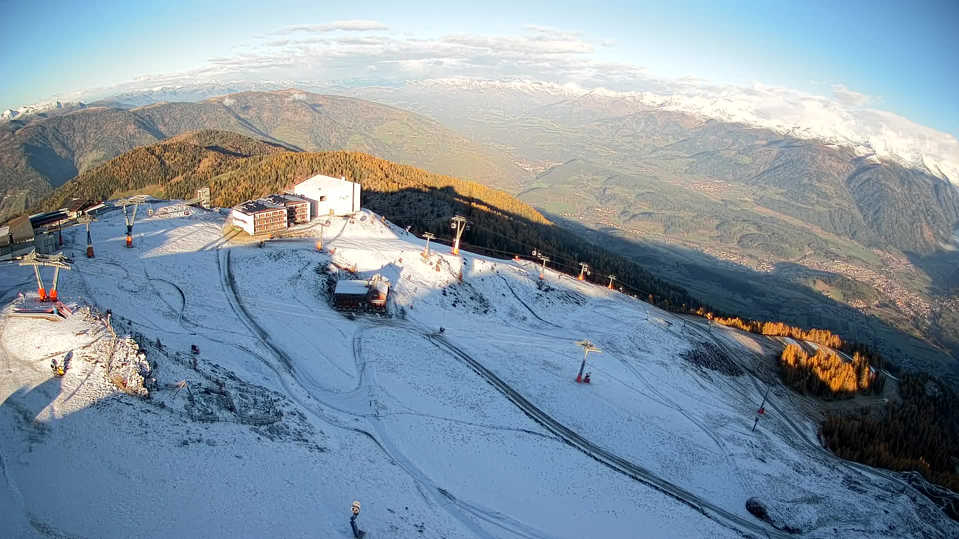 Stazione sciistica di Plan de Corones | vista su Brunico
