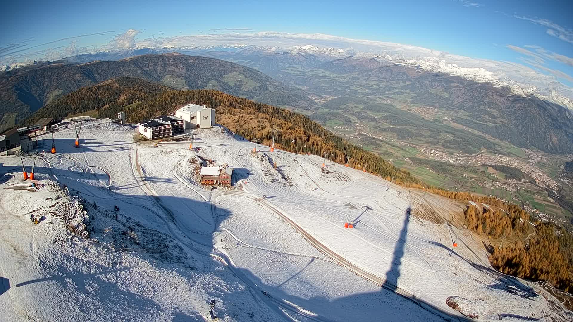 Stazione sciistica di Plan de Corones | vista su Brunico