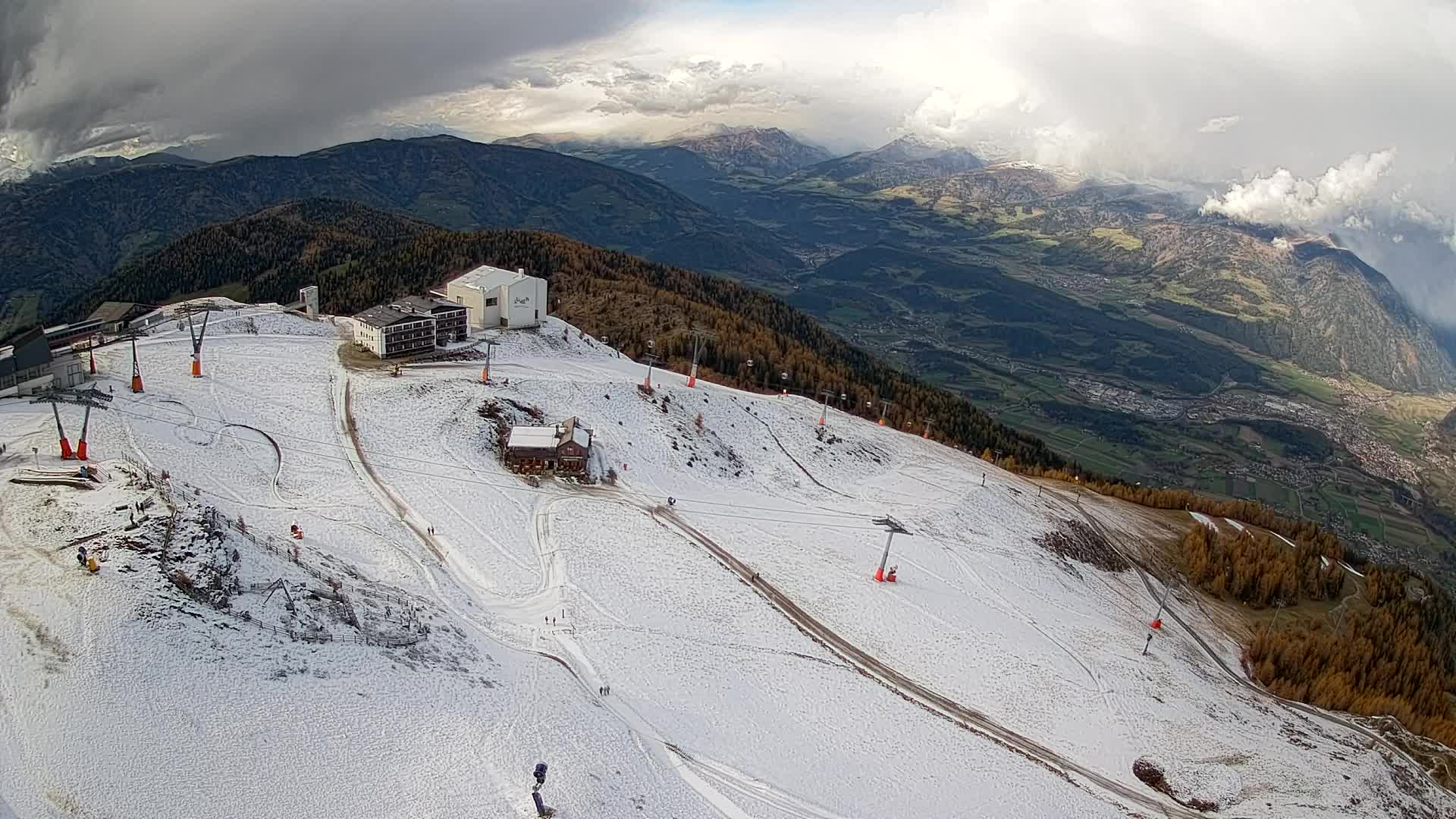 Smučišče Kronplatz – vrh | pogled na Bruneck