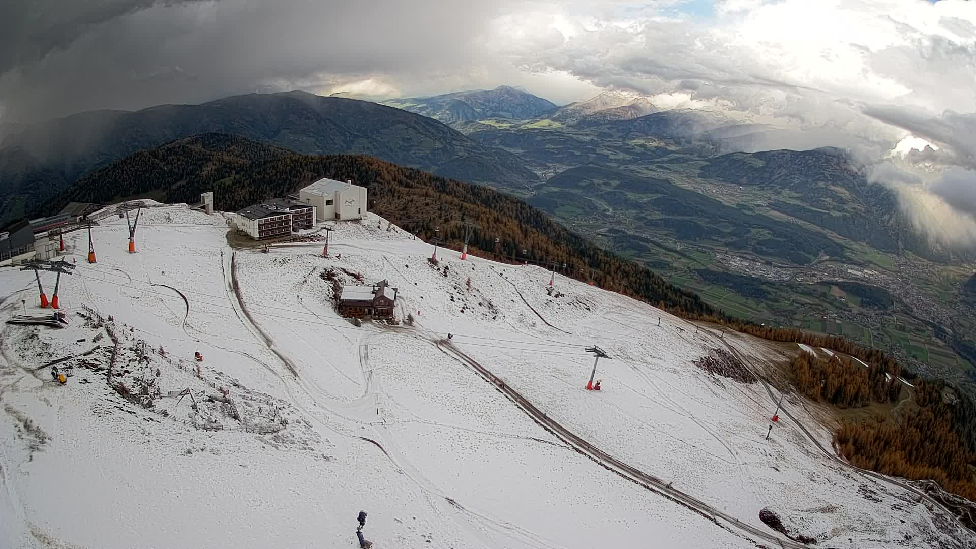 Smučišče Kronplatz – vrh | pogled na Bruneck