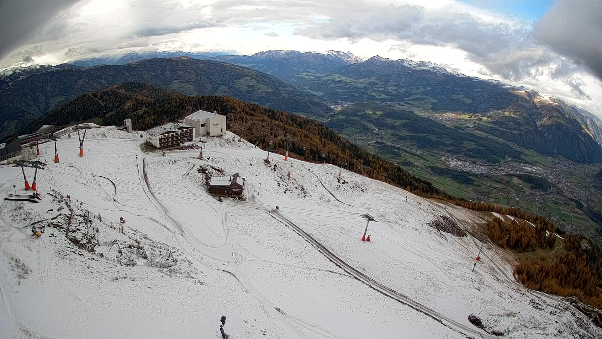 Station de ski Kronplatz sommet | vue sur Brunico
