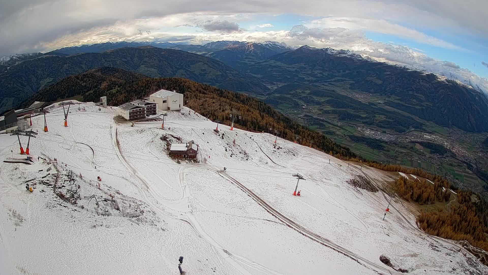 Smučišče Kronplatz – vrh | pogled na Bruneck