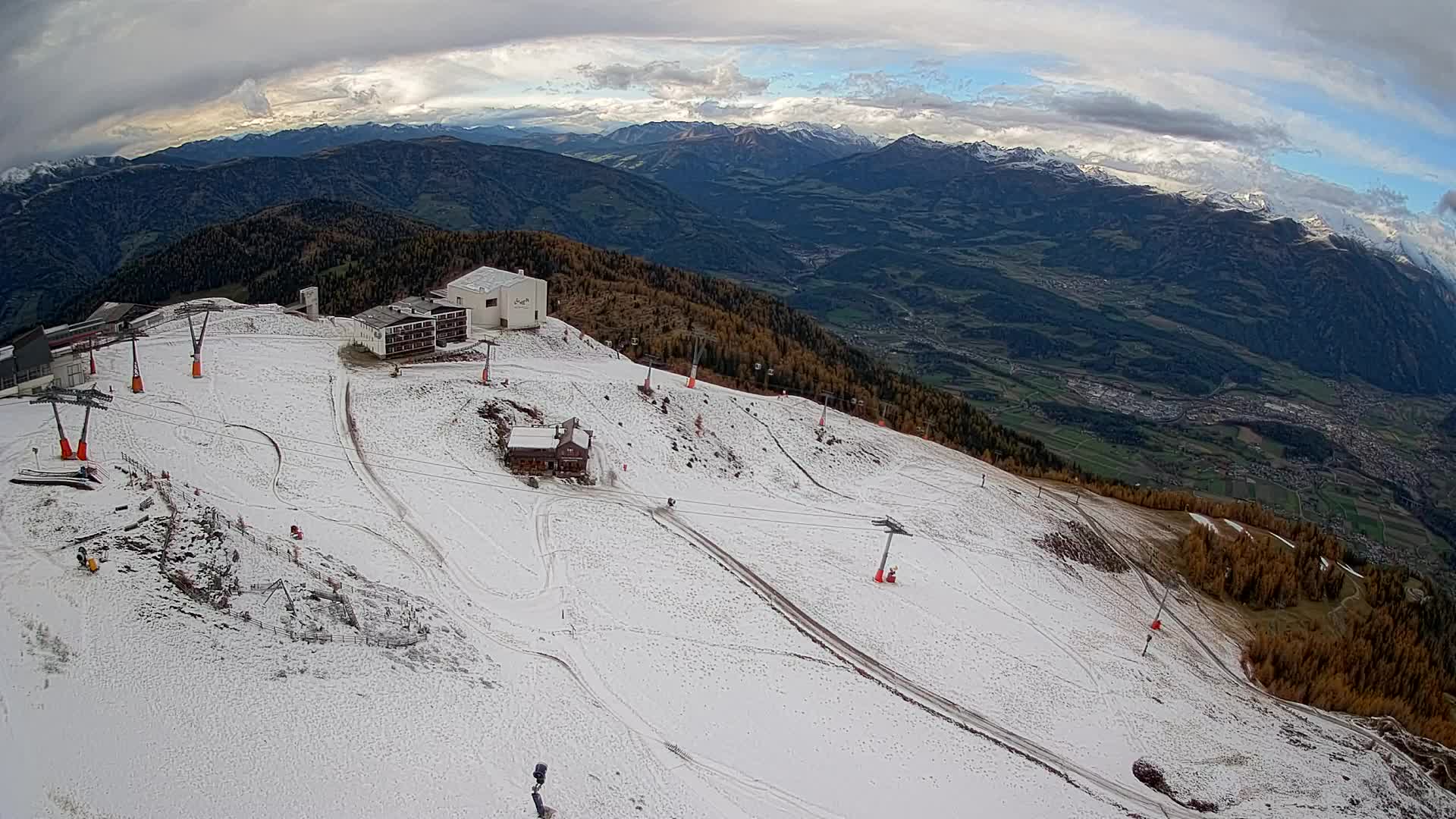 Kronplatz peak Ski resort | view to Bruneck