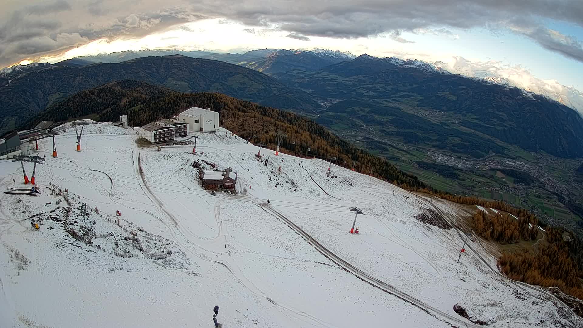 Smučišče Kronplatz – vrh | pogled na Bruneck